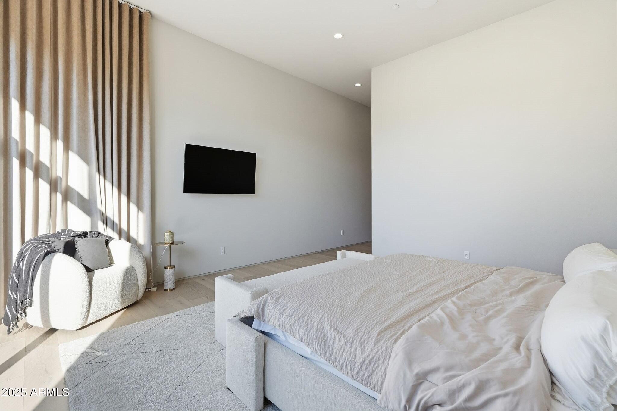 IRONWOOD GOLF VILLAS - Residential