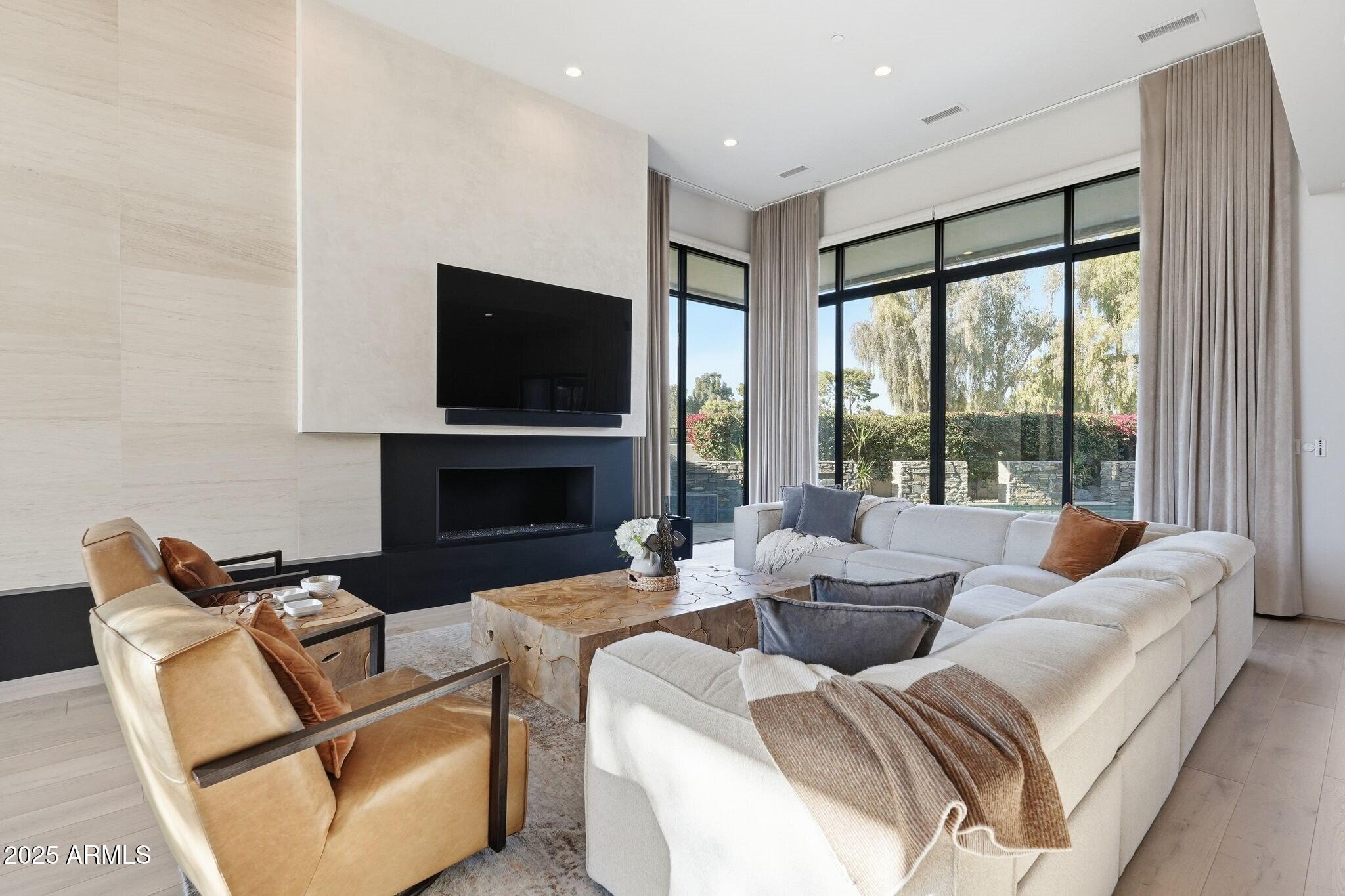 IRONWOOD GOLF VILLAS - Residential