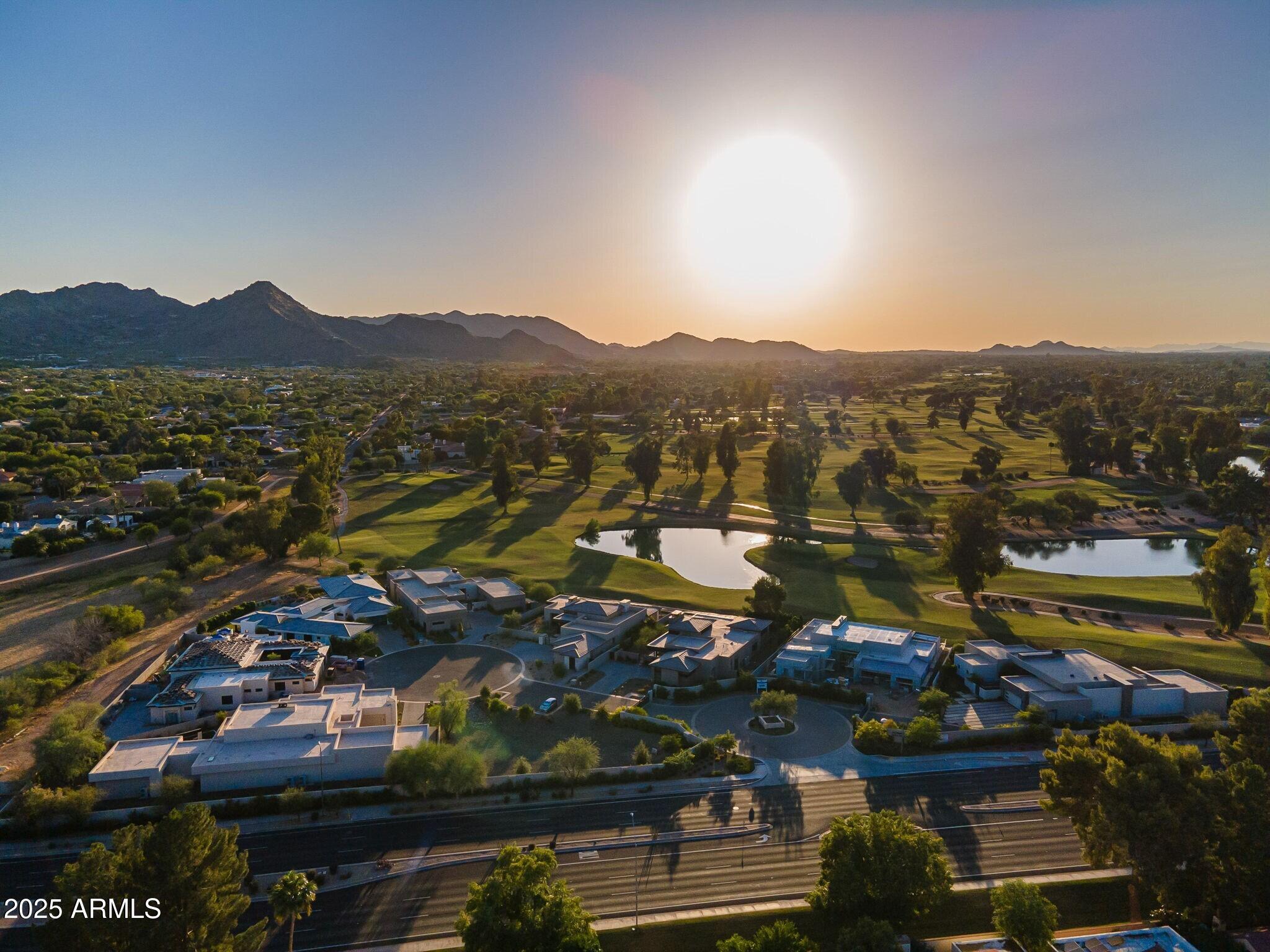 IRONWOOD GOLF VILLAS - Residential