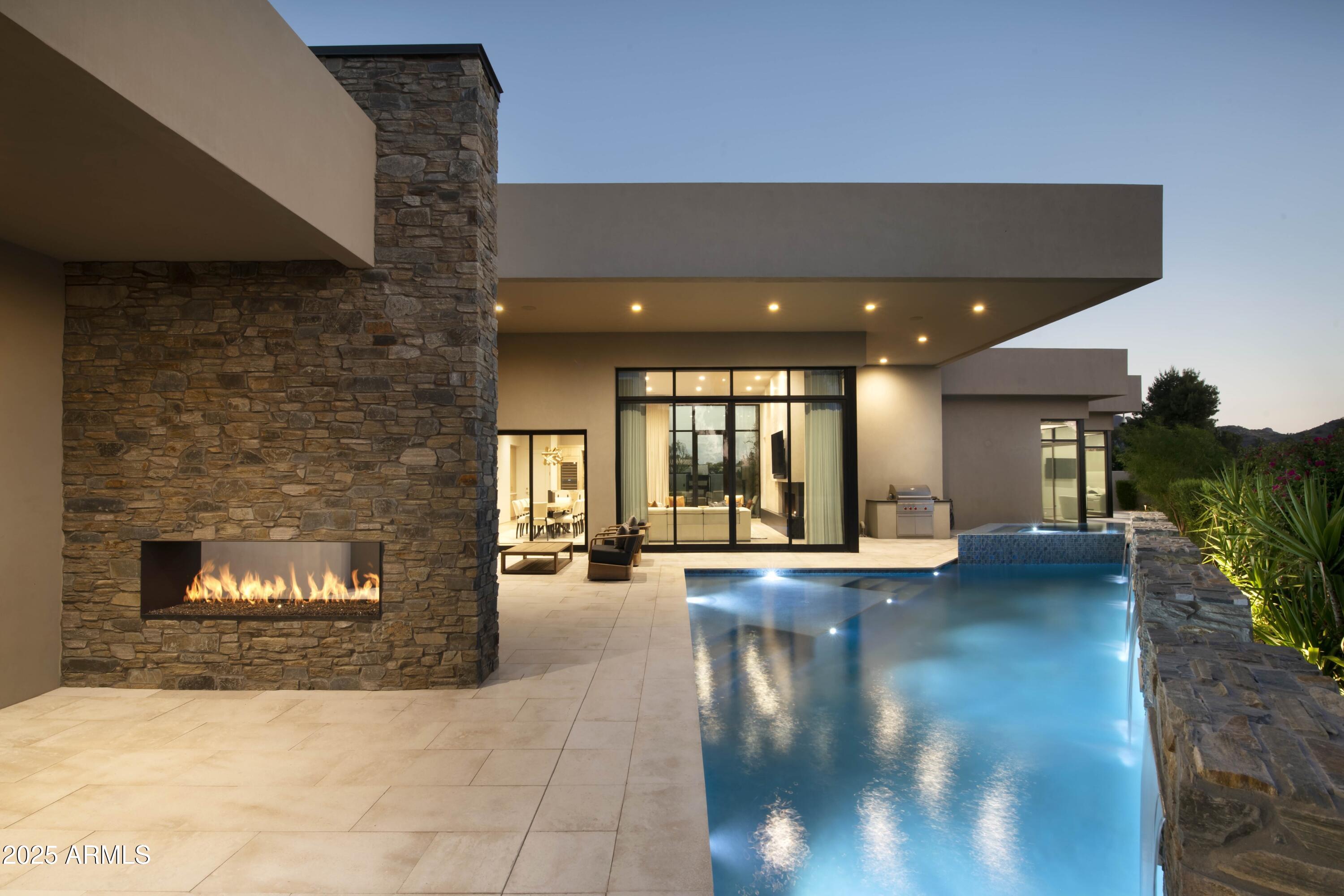 IRONWOOD GOLF VILLAS - Residential