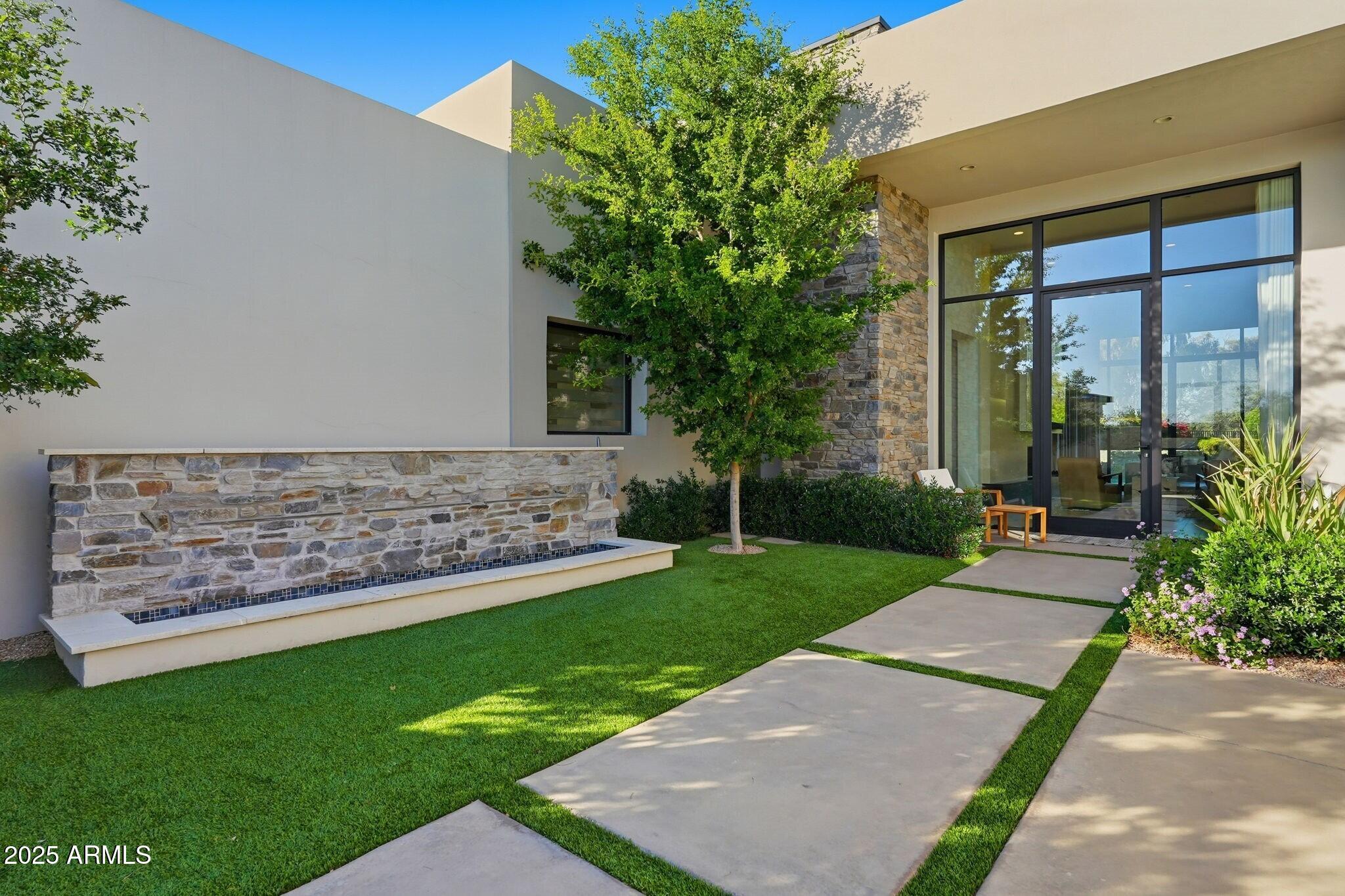 IRONWOOD GOLF VILLAS - Residential