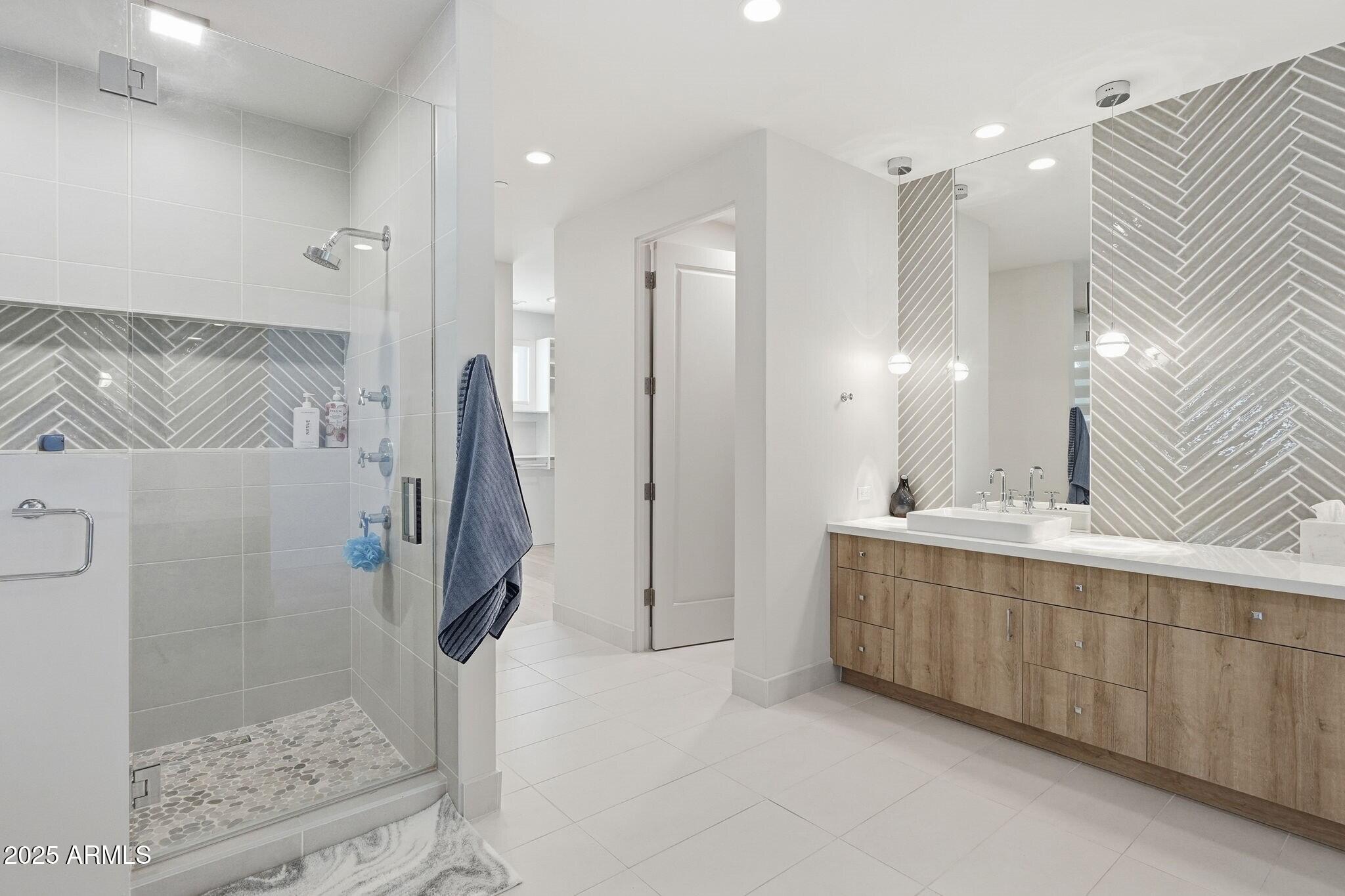 IRONWOOD GOLF VILLAS - Residential