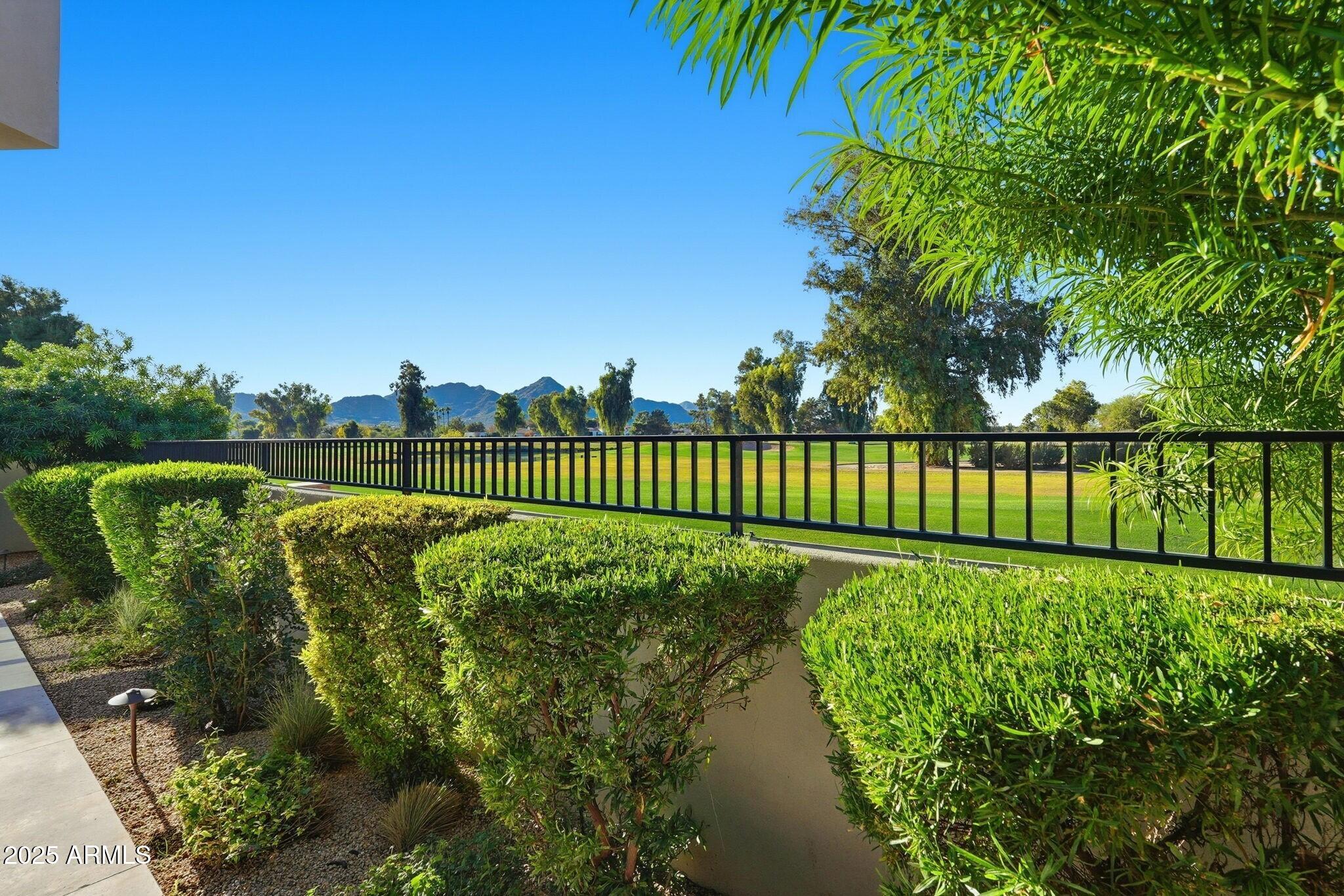 IRONWOOD GOLF VILLAS - Residential