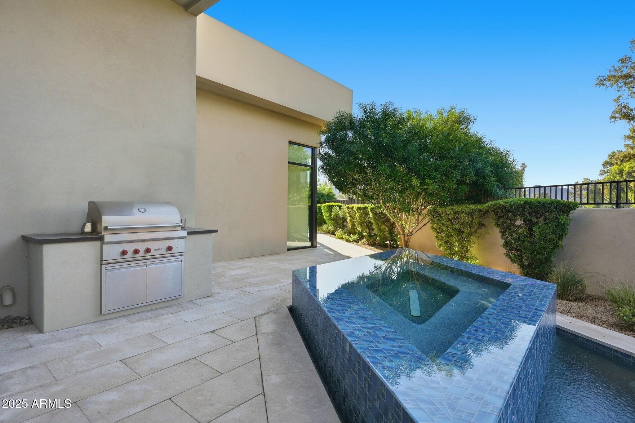 IRONWOOD GOLF VILLAS - Residential