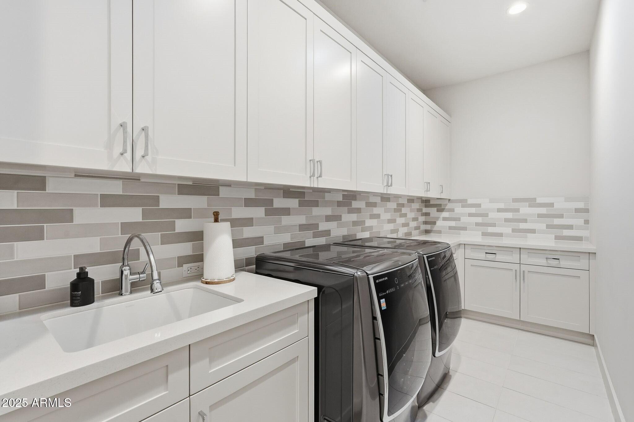 IRONWOOD GOLF VILLAS - Residential