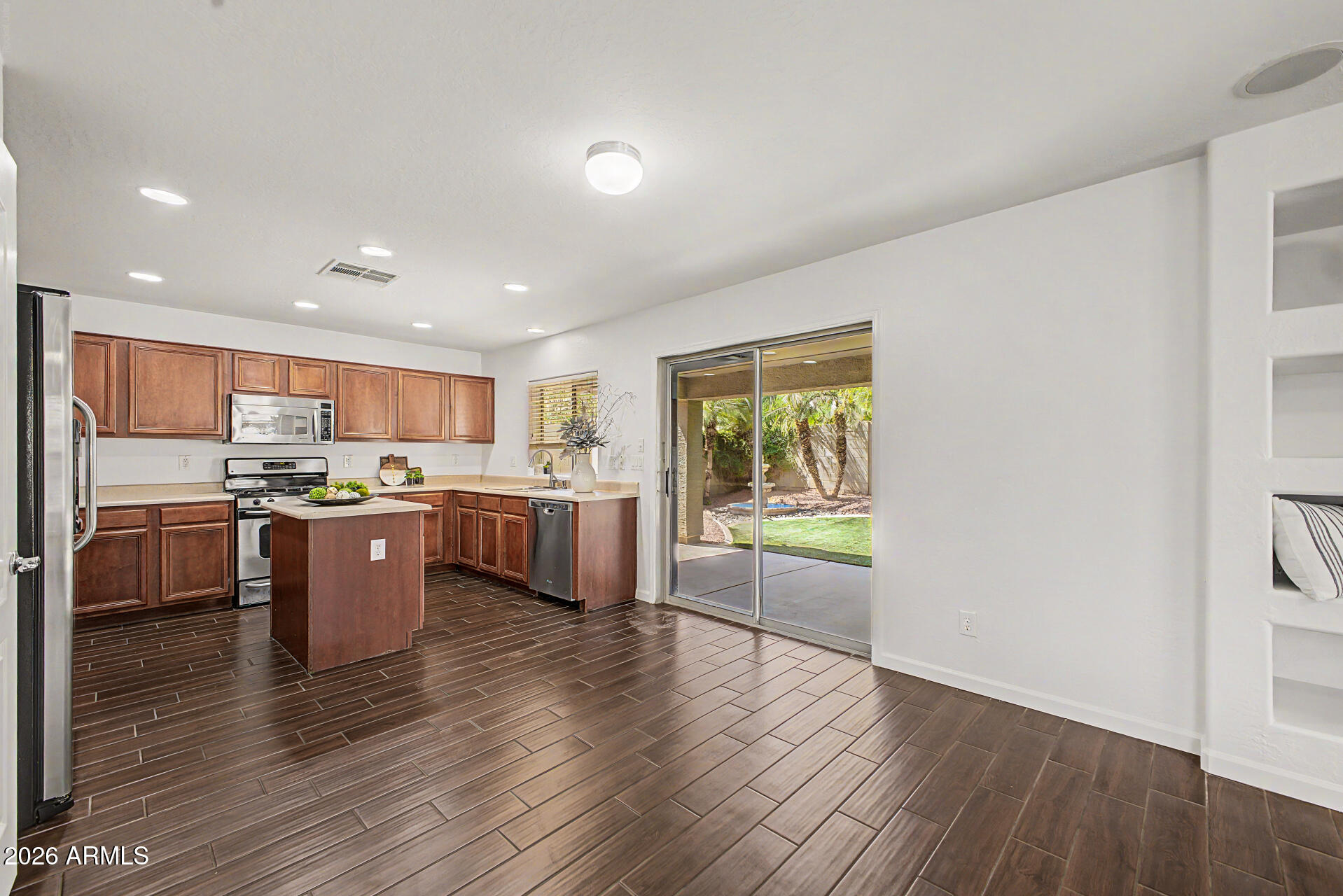 CHANDLER GINNING - Residential