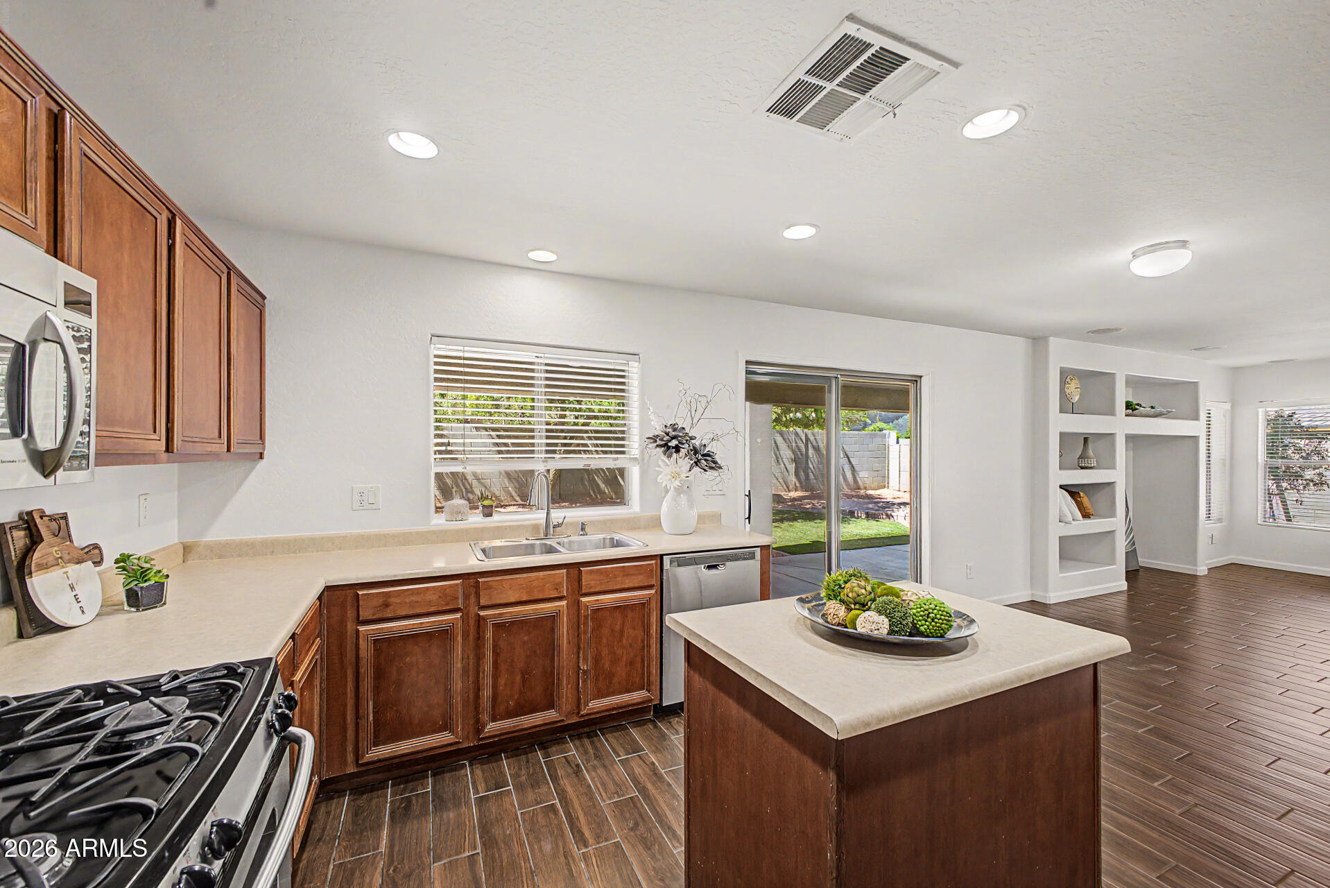CHANDLER GINNING - Residential
