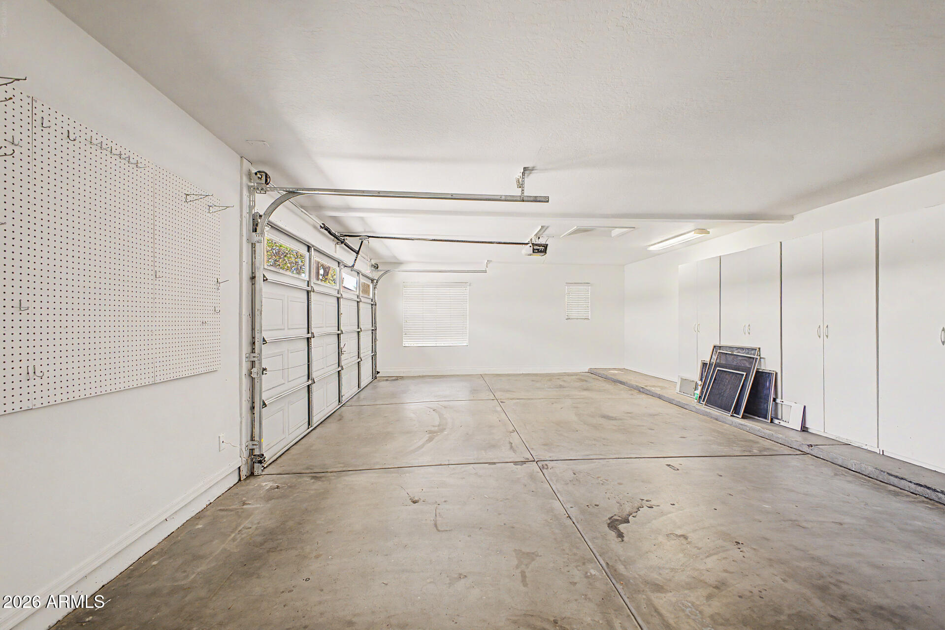 CHANDLER GINNING - Residential