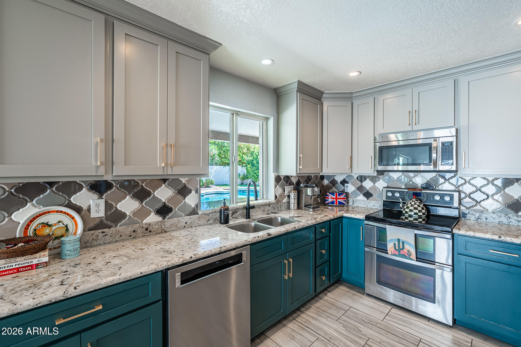 PARADISE PARK TRAILS - Residential