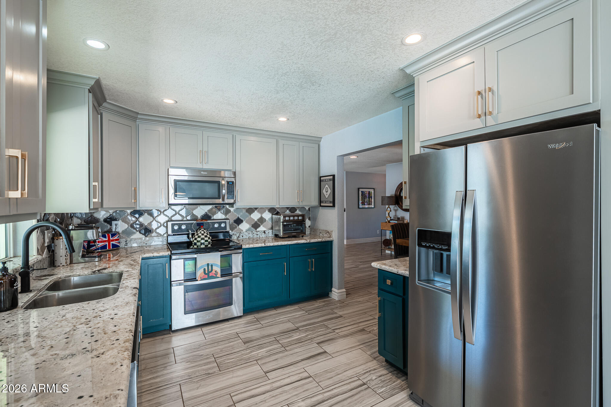 PARADISE PARK TRAILS - Residential