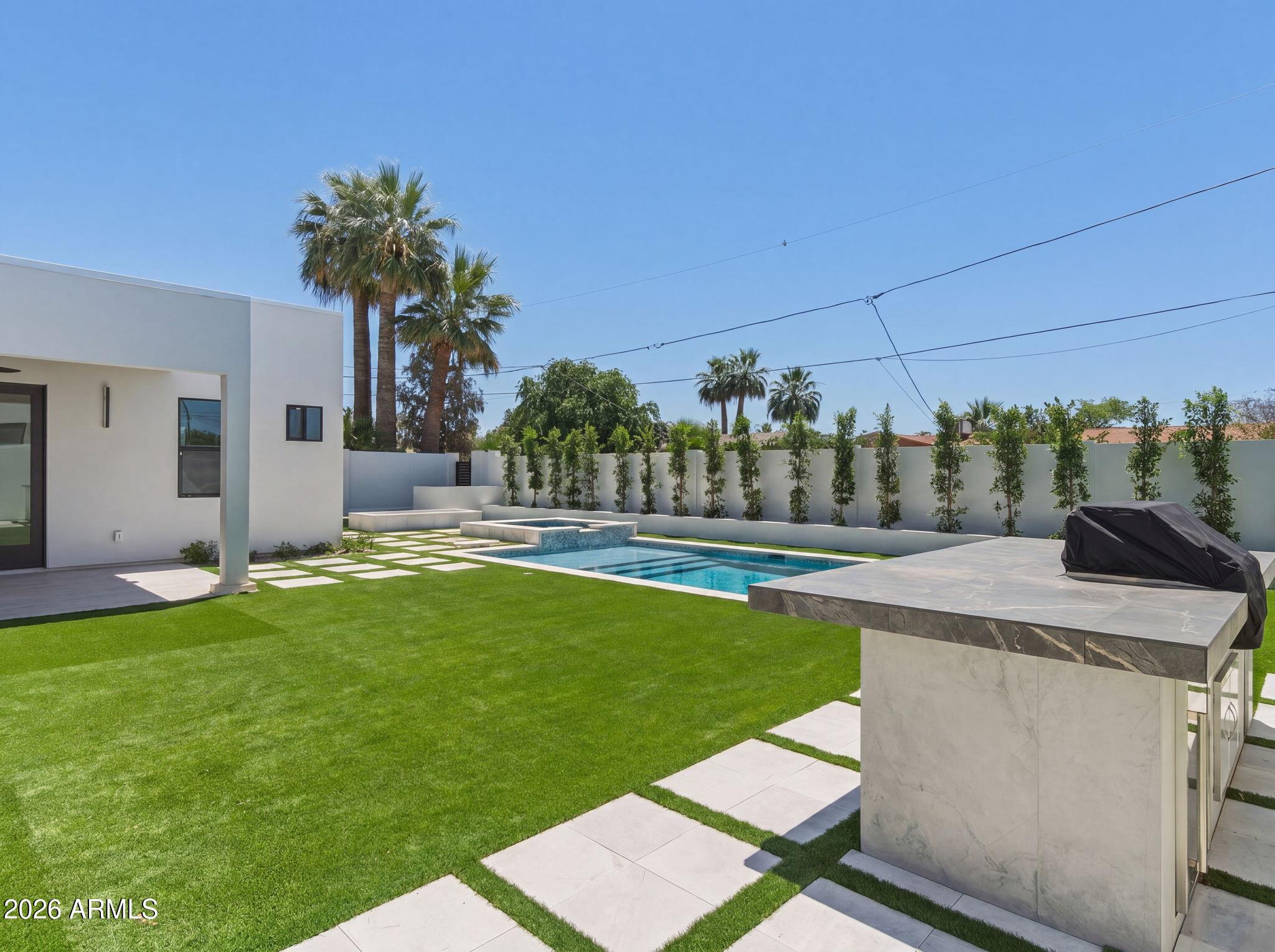 POINTE SCOTTSDALE UNIT 1 - Residential