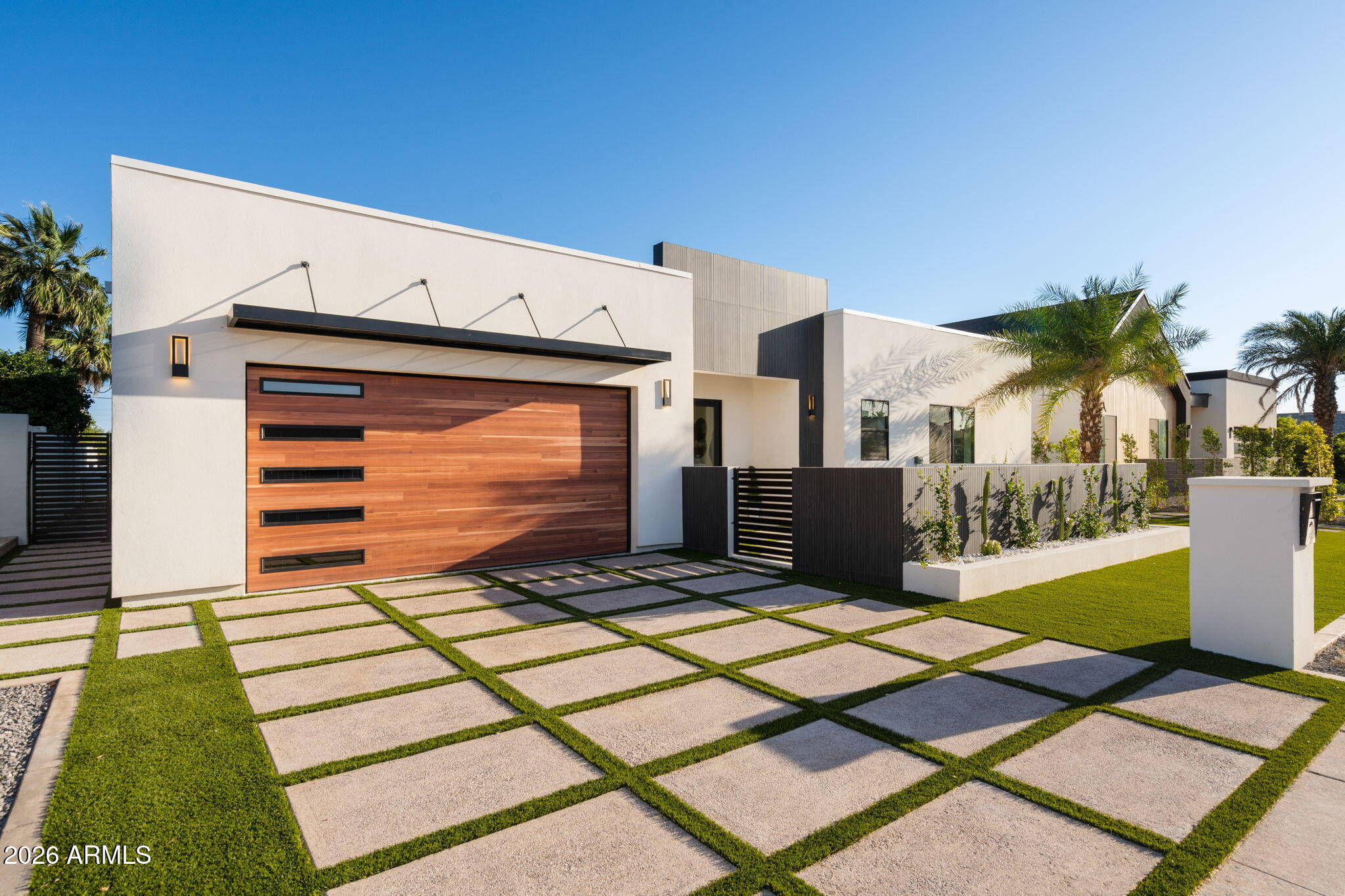 POINTE SCOTTSDALE UNIT 1 - Residential