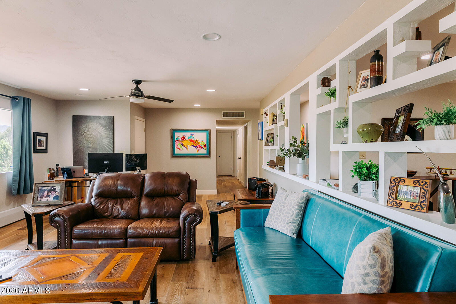 MEL GLO ESTATES - Residential