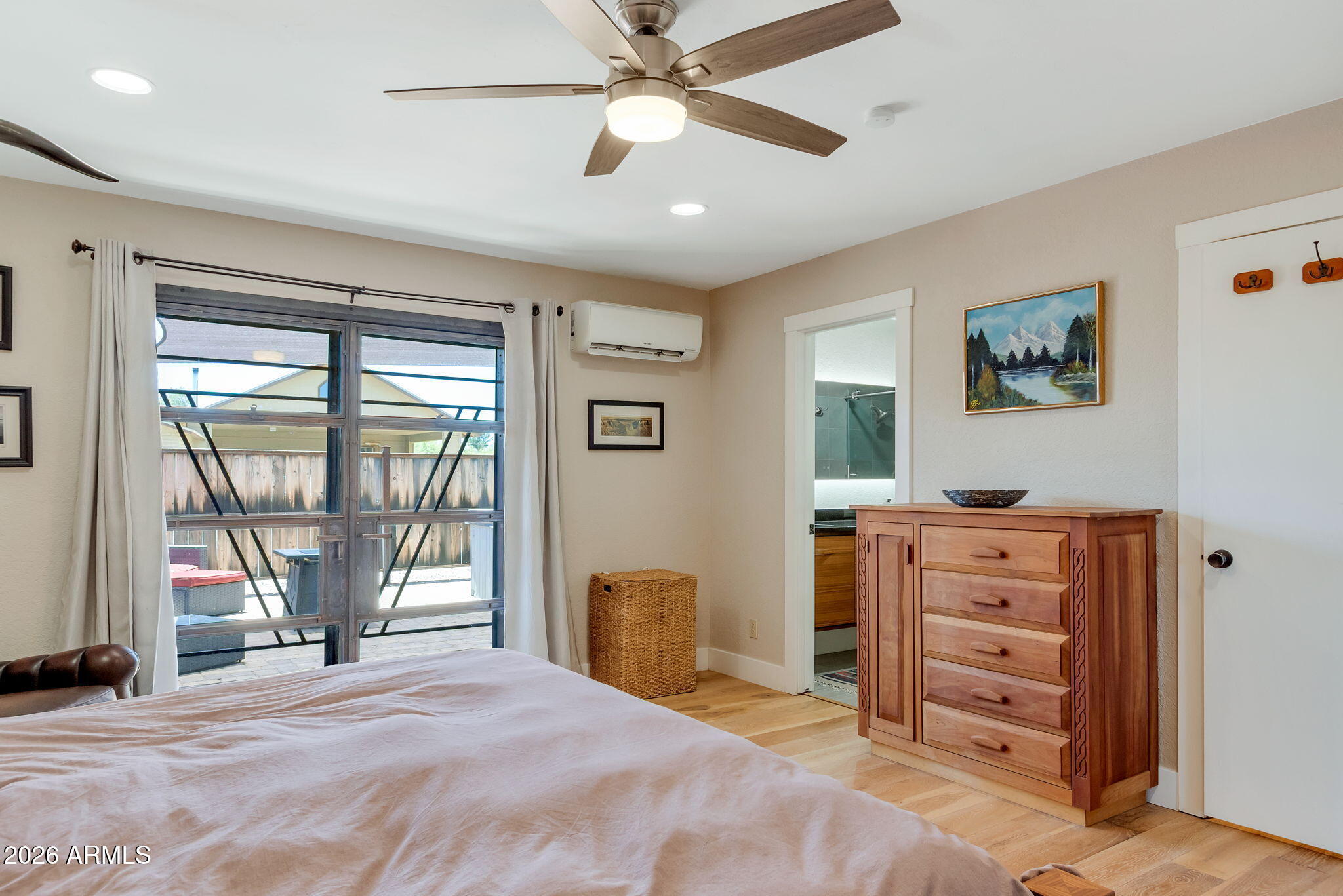 MEL GLO ESTATES - Residential