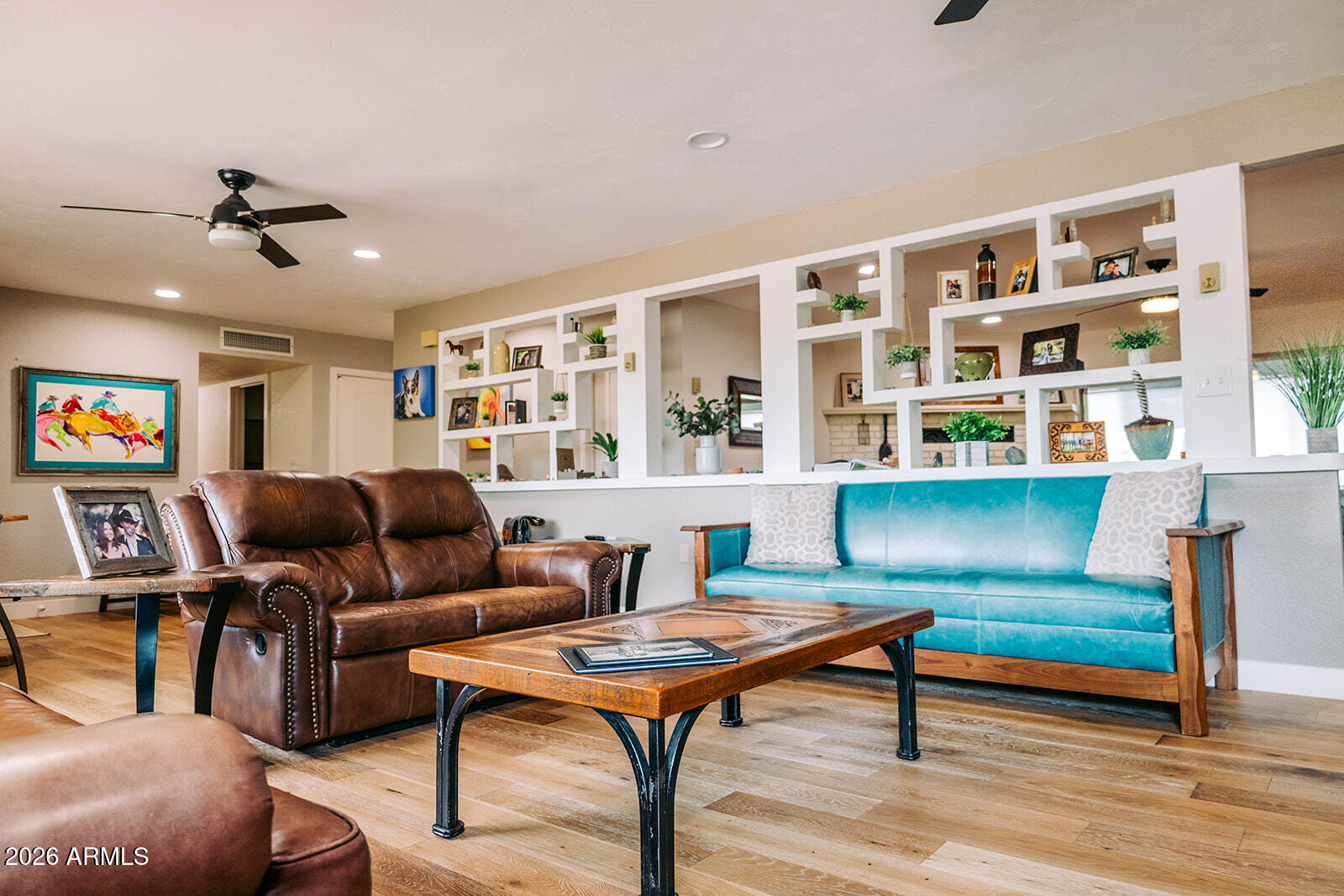 MEL GLO ESTATES - Residential