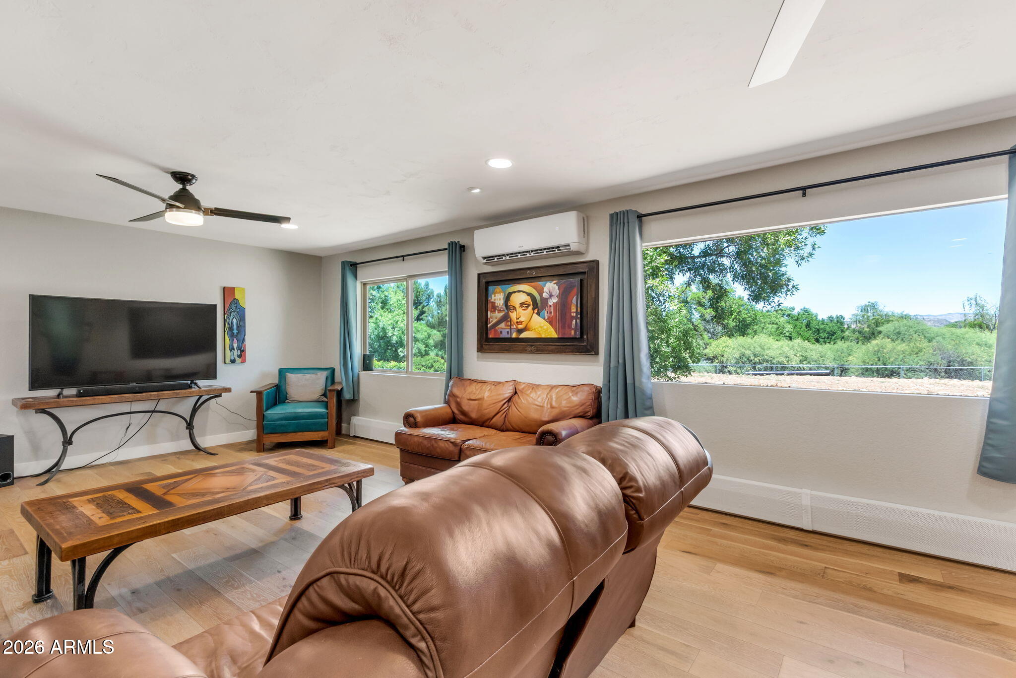 MEL GLO ESTATES - Residential