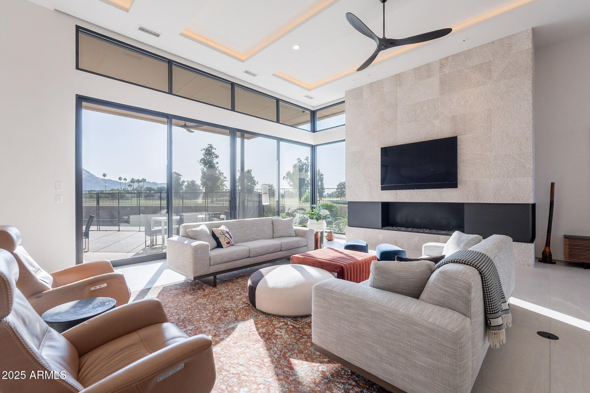 IRONWOOD GOLF VILLAS - Residential