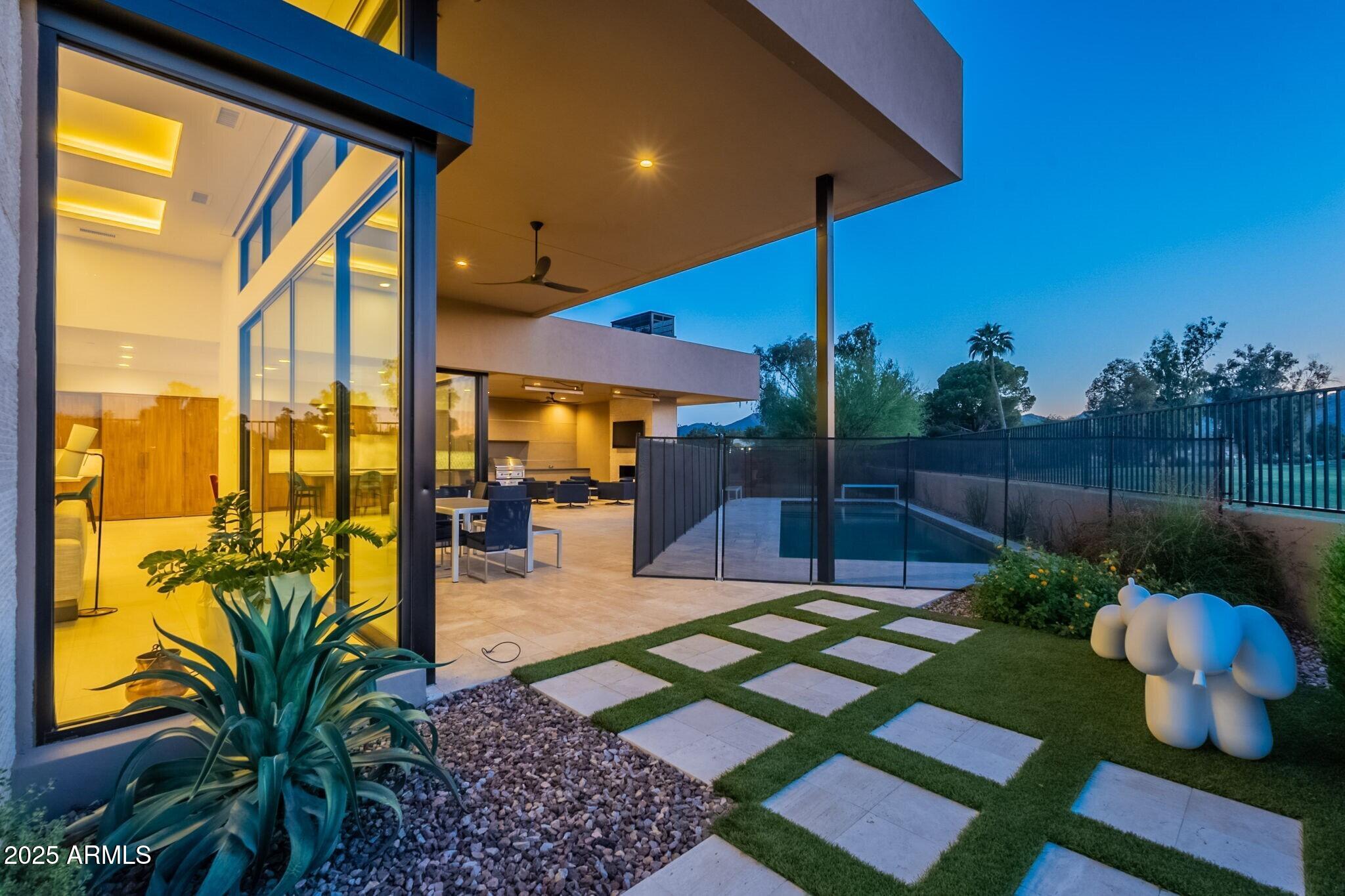 IRONWOOD GOLF VILLAS - Residential