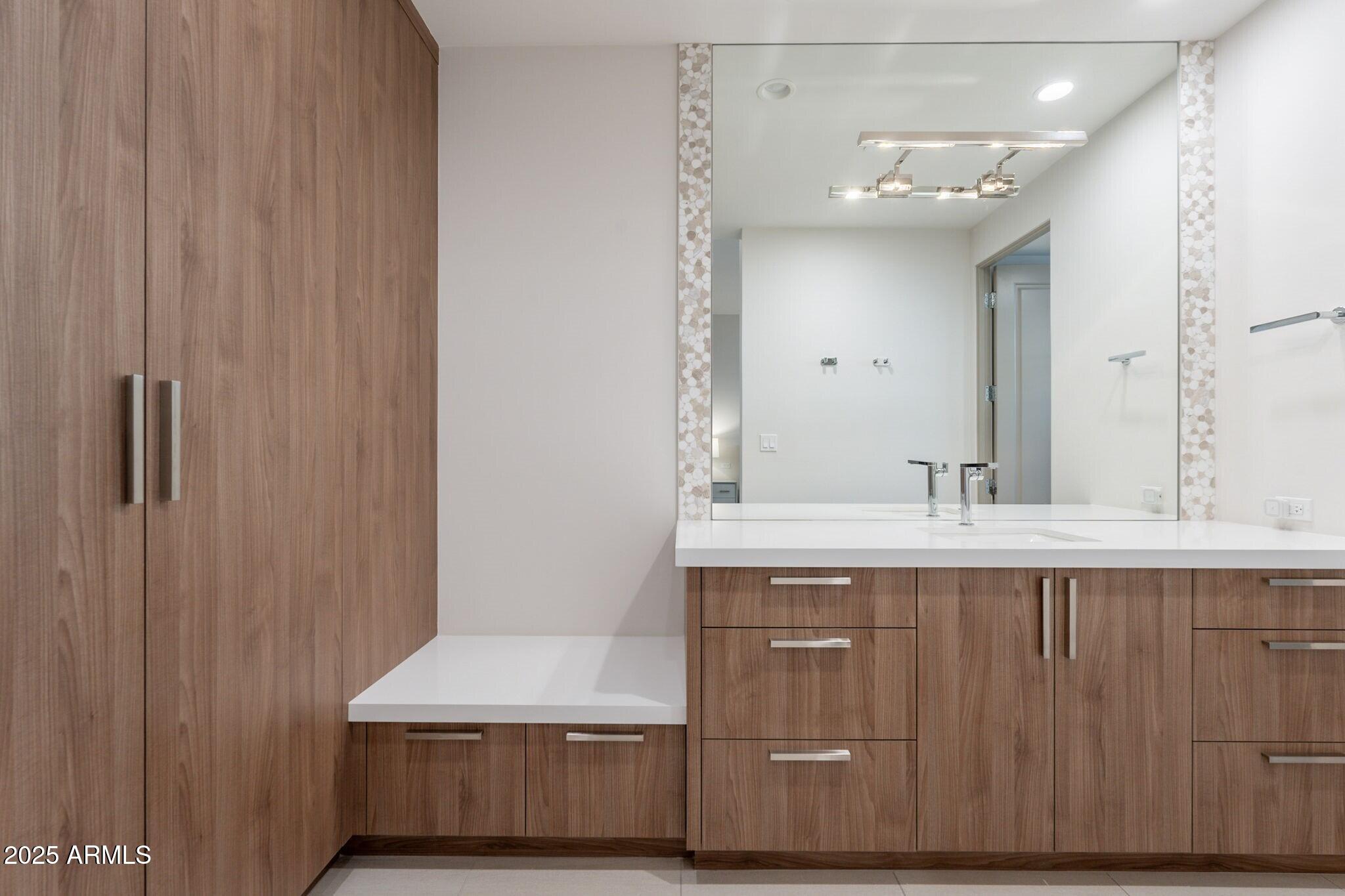 IRONWOOD GOLF VILLAS - Residential