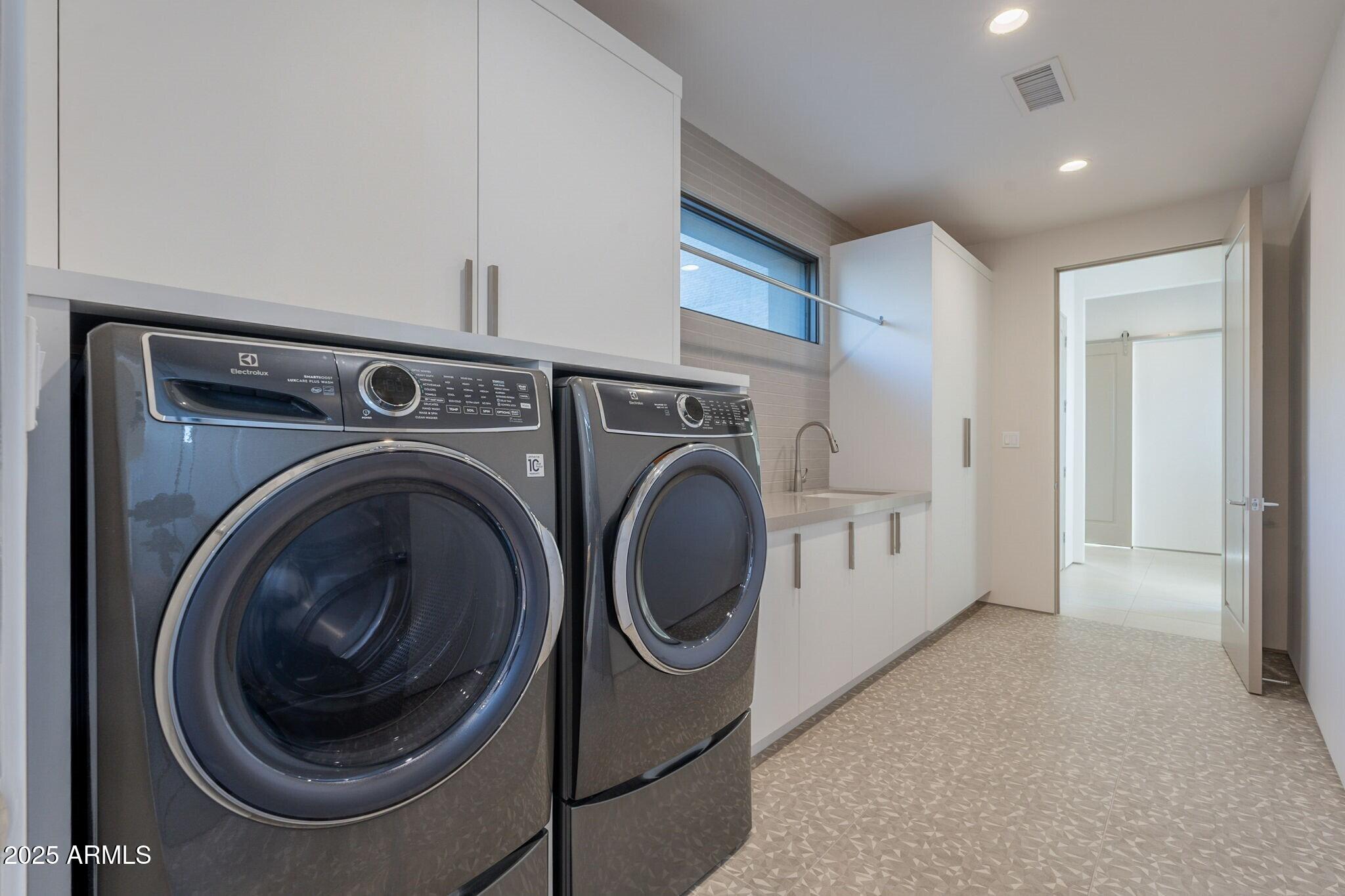 IRONWOOD GOLF VILLAS - Residential