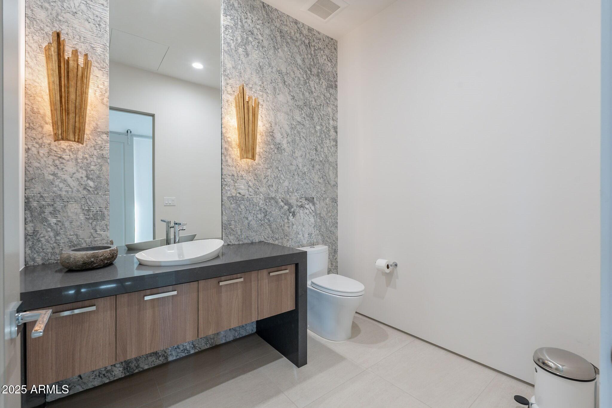 IRONWOOD GOLF VILLAS - Residential