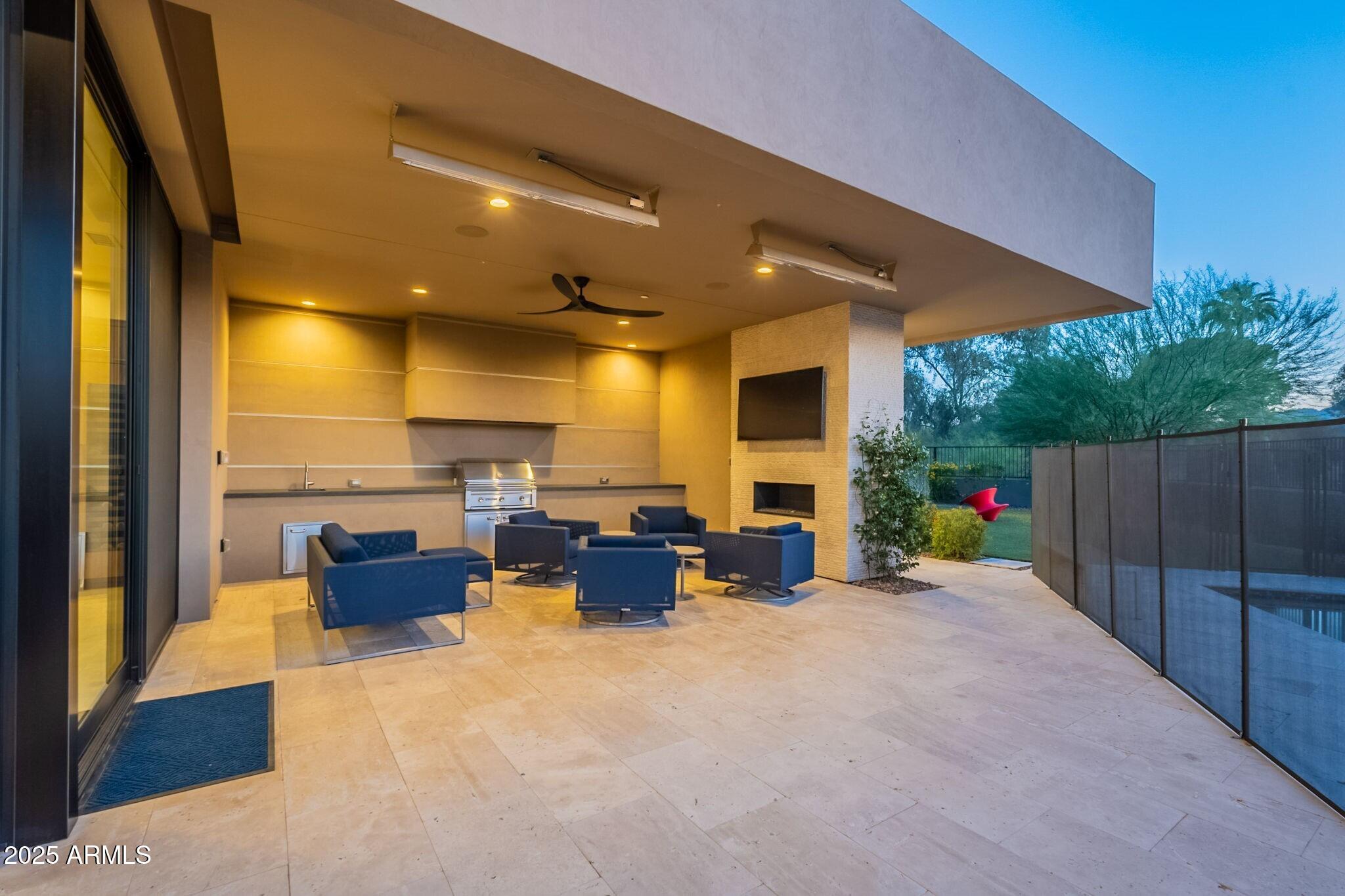 IRONWOOD GOLF VILLAS - Residential