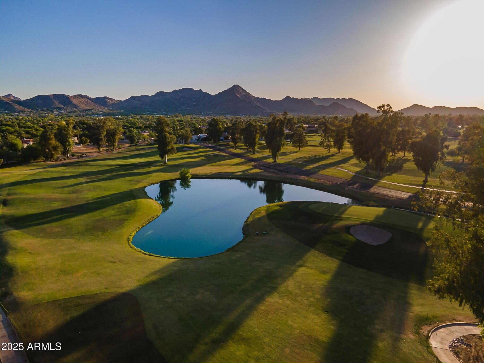 IRONWOOD GOLF VILLAS - Residential