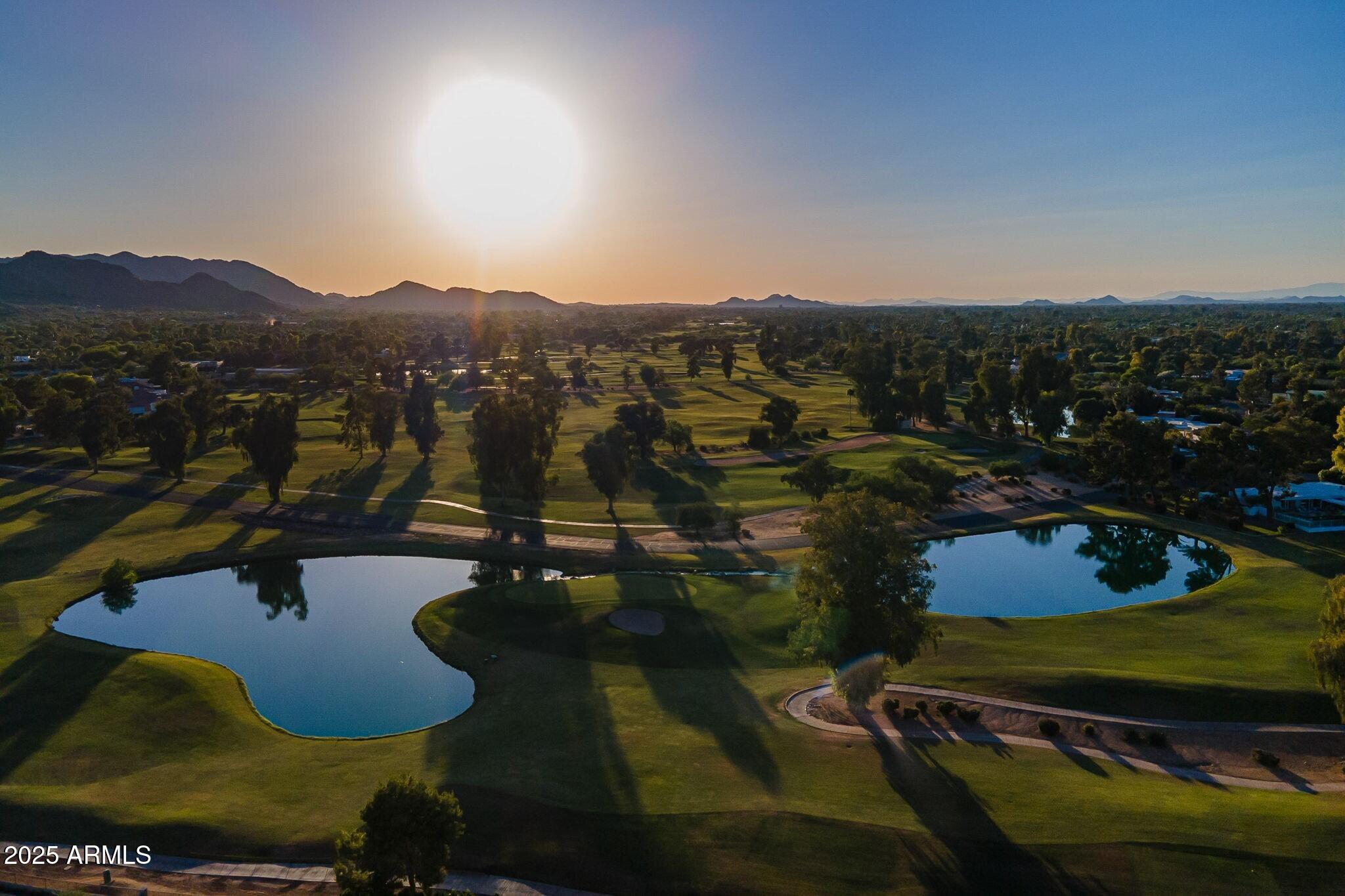 IRONWOOD GOLF VILLAS - Residential