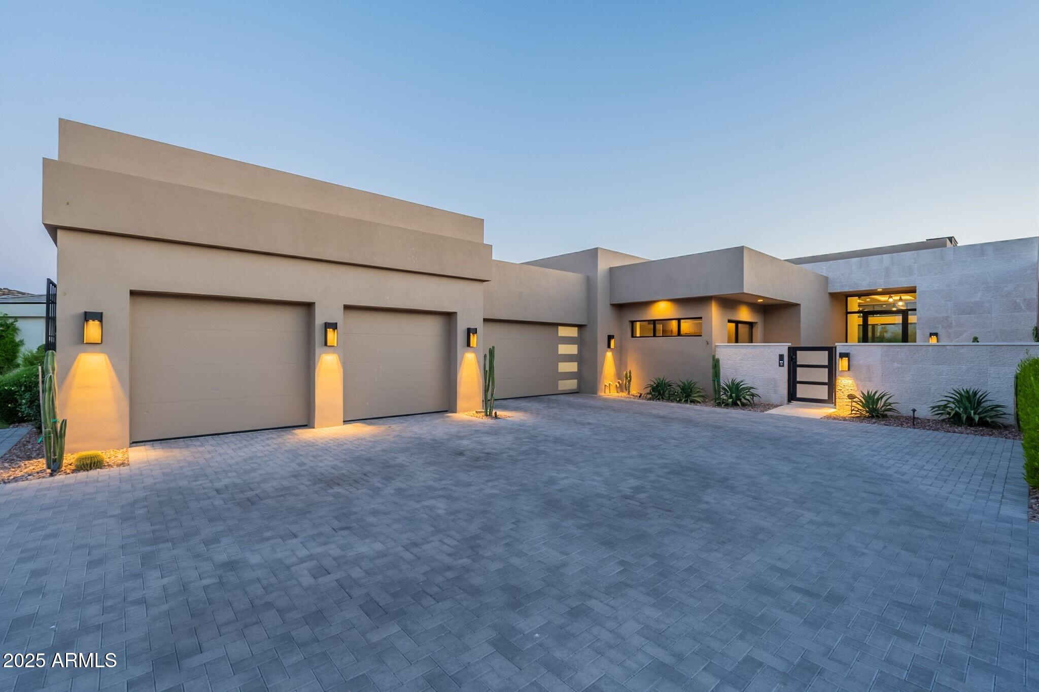 IRONWOOD GOLF VILLAS - Residential