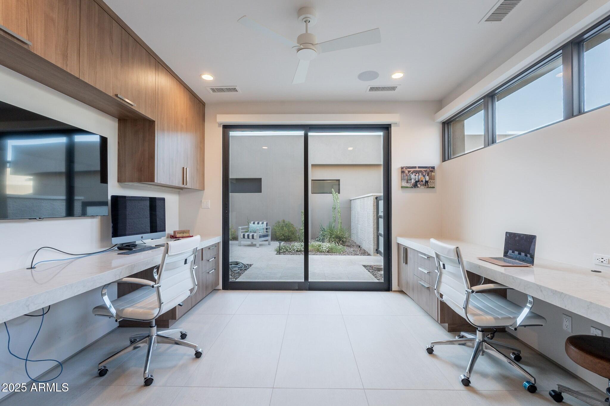 IRONWOOD GOLF VILLAS - Residential