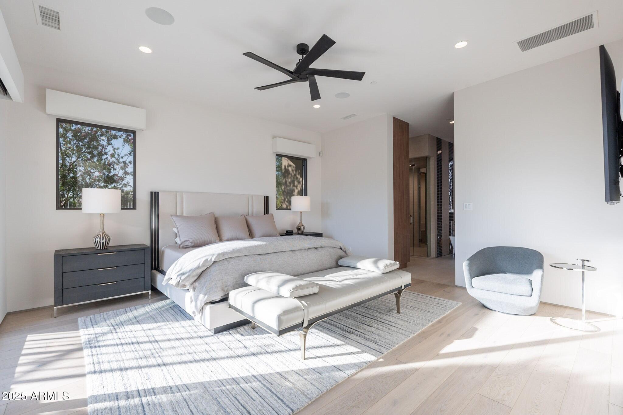 IRONWOOD GOLF VILLAS - Residential