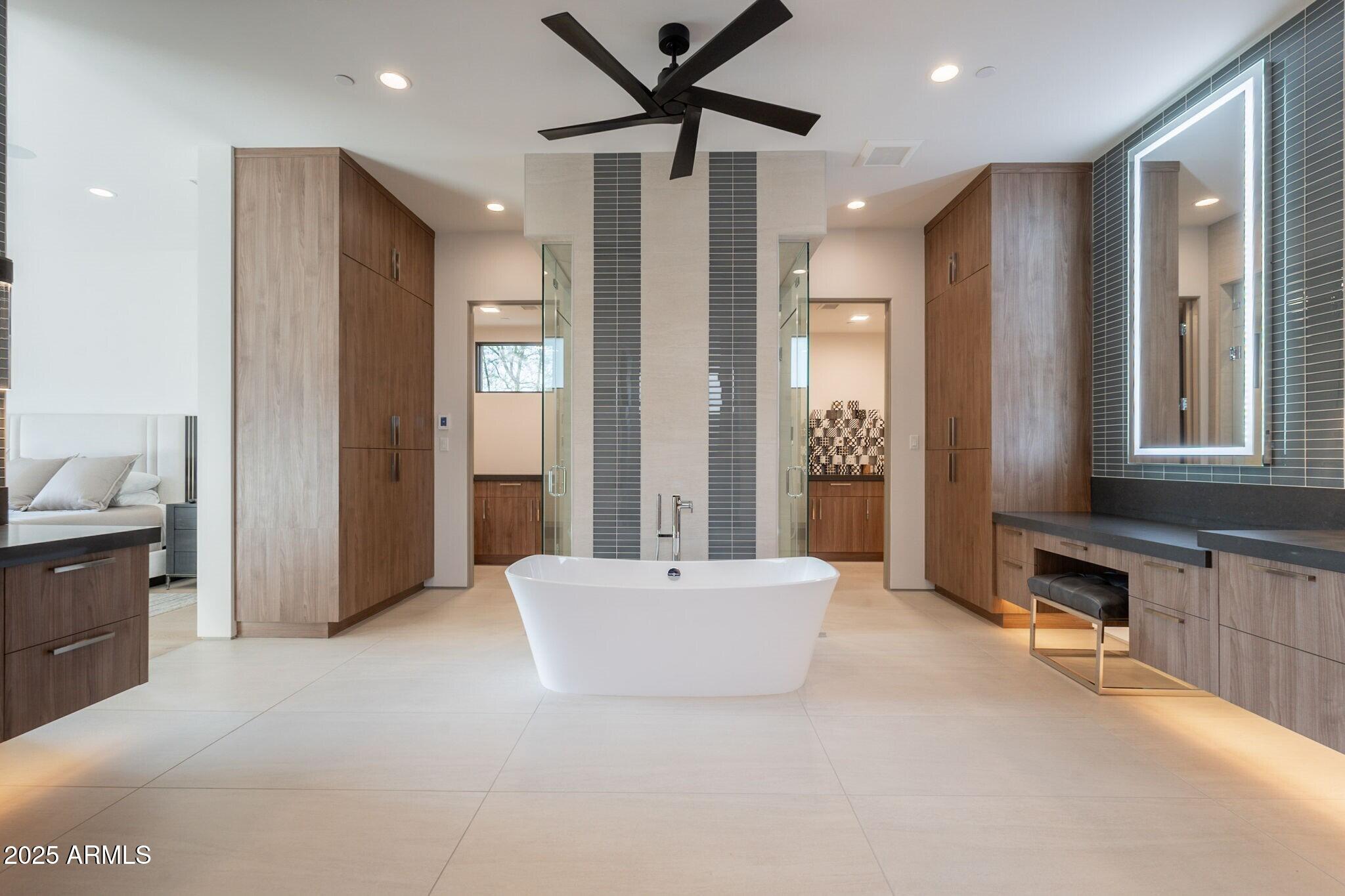 IRONWOOD GOLF VILLAS - Residential