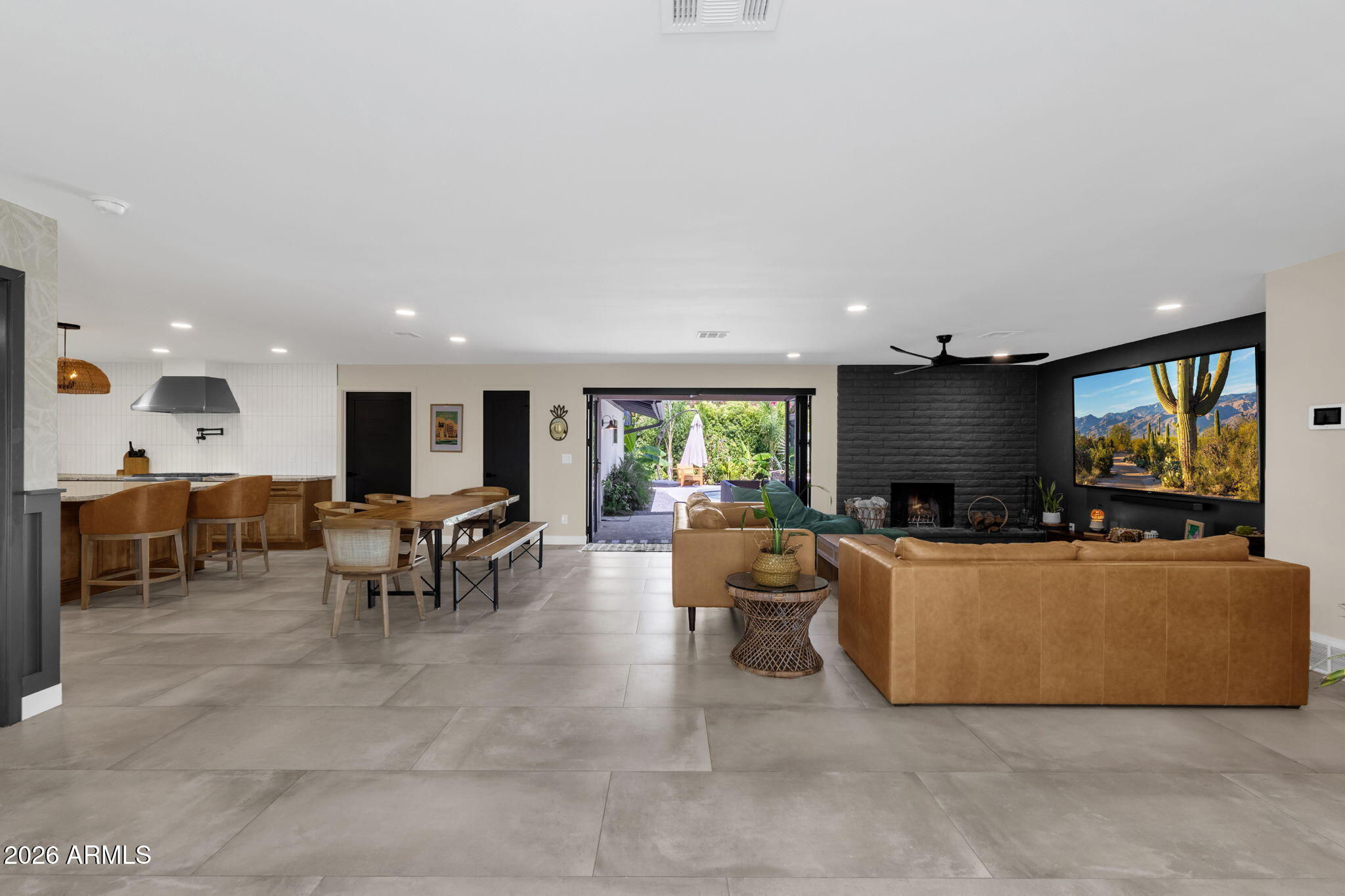 FORREST ANDERSON ESTATES - Residential