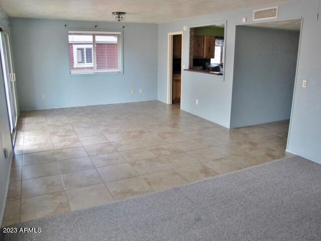 QUAIL HOLLOW - Residential Lease