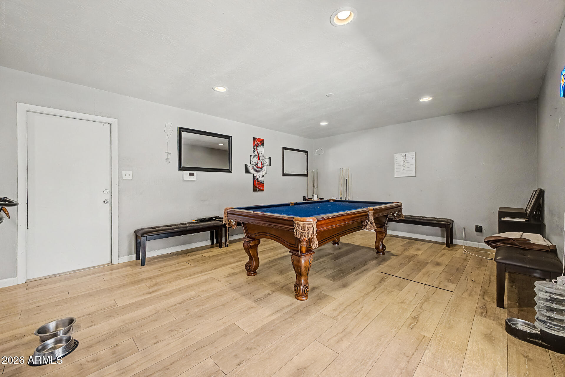 KNOELL NORTH 8 - Residential