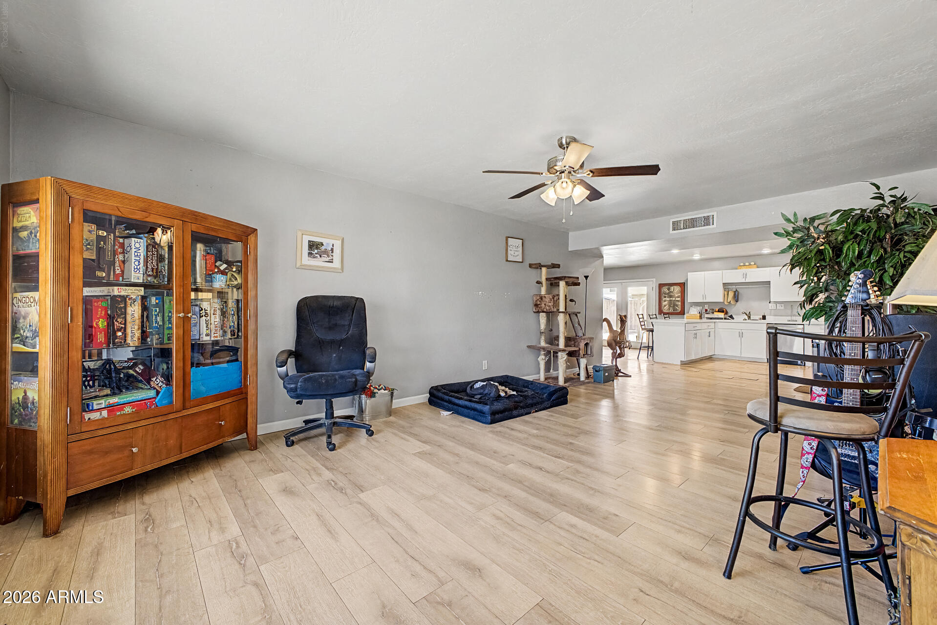 KNOELL NORTH 8 - Residential