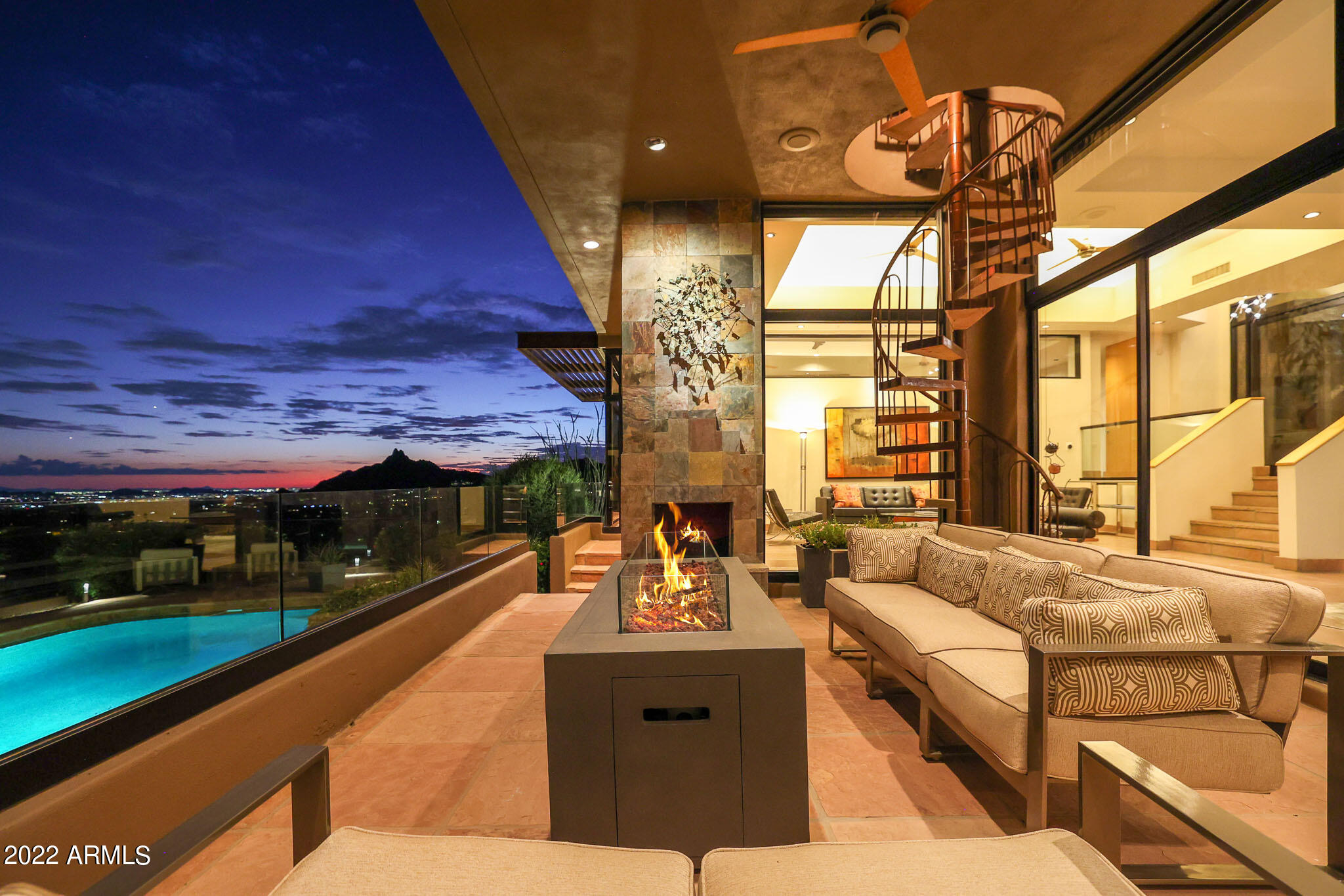 GOLDIE BROWN PINNACLE PEAK RANCH - Residential