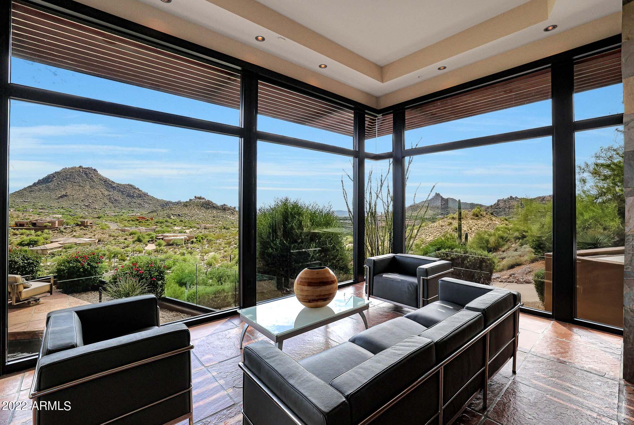 GOLDIE BROWN PINNACLE PEAK RANCH - Residential