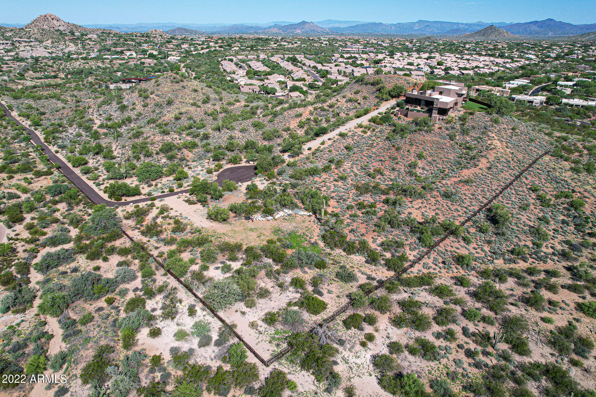 GOLDIE BROWN PINNACLE PEAK RANCH - Residential