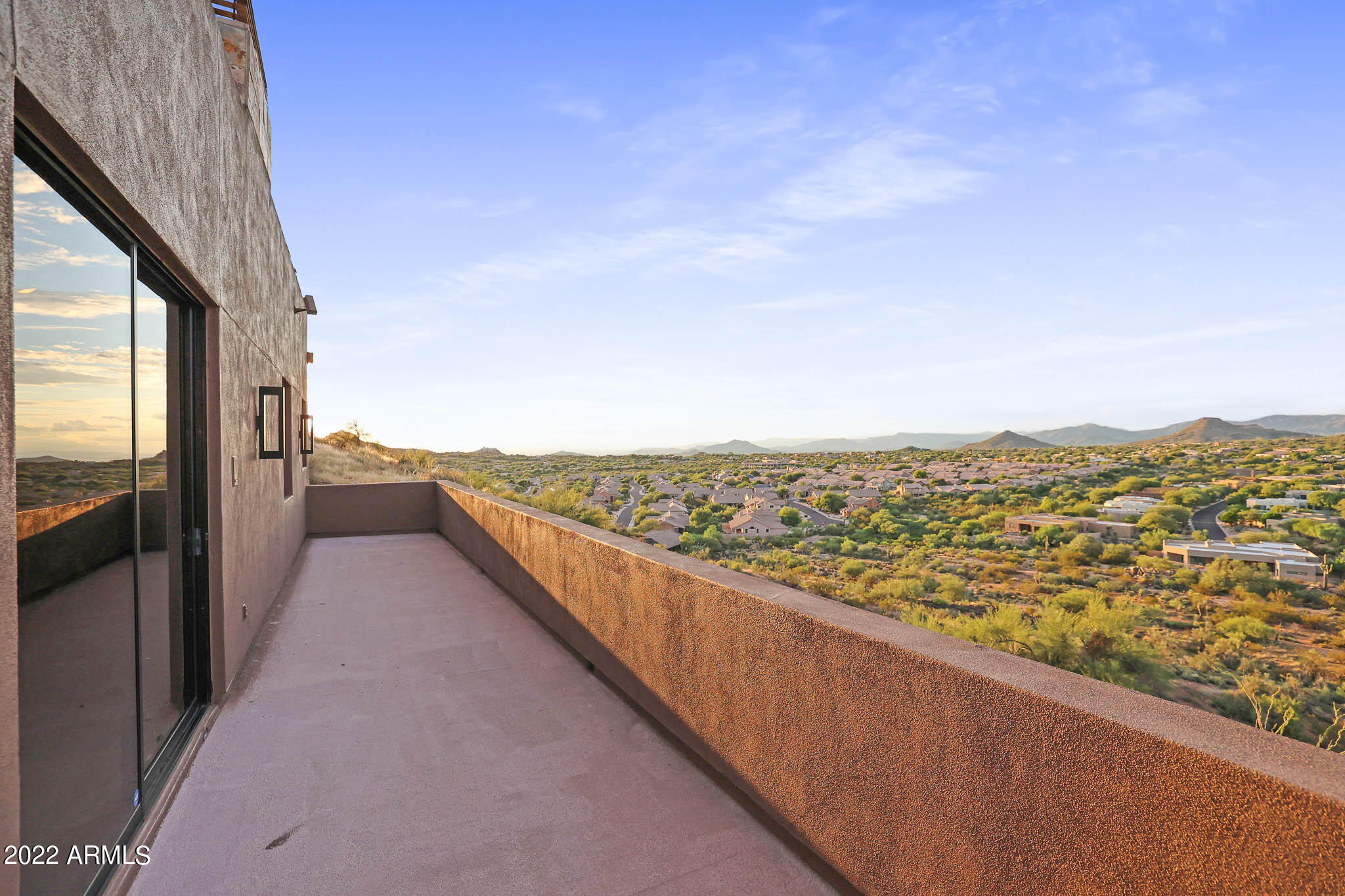 GOLDIE BROWN PINNACLE PEAK RANCH - Residential