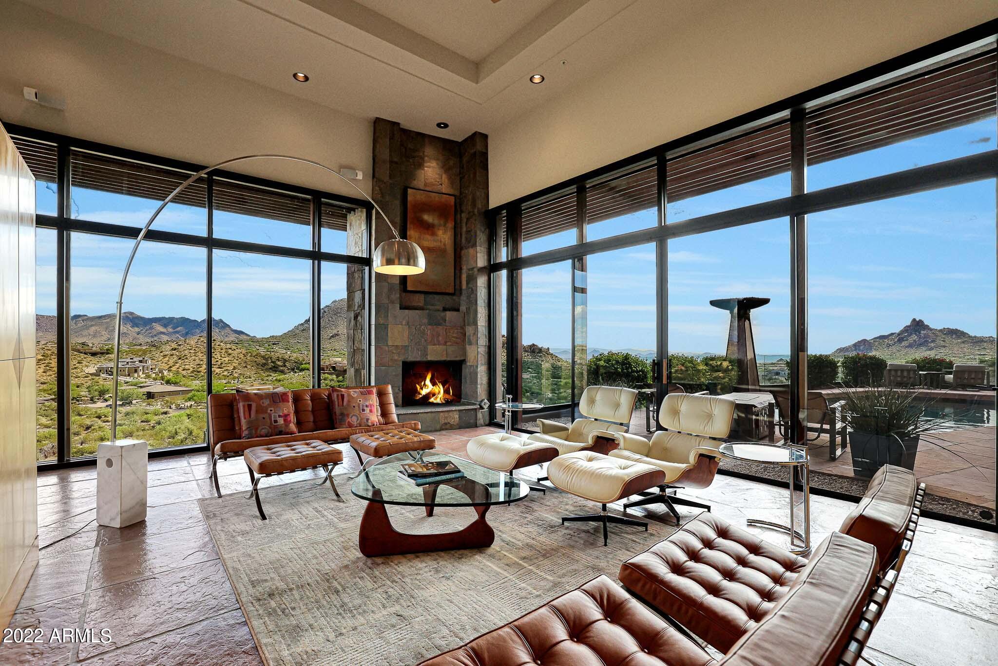 GOLDIE BROWN PINNACLE PEAK RANCH - Residential