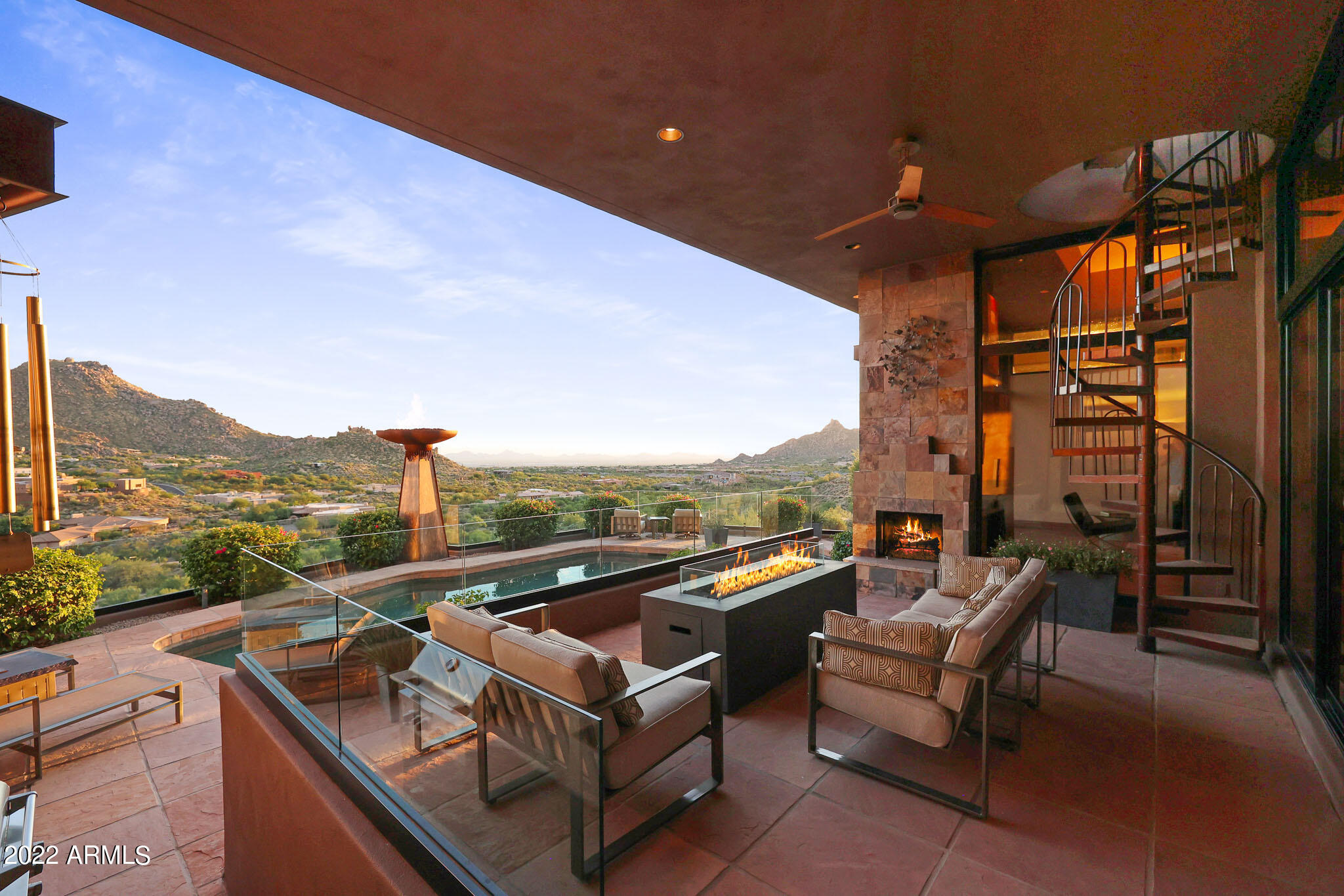 GOLDIE BROWN PINNACLE PEAK RANCH - Residential