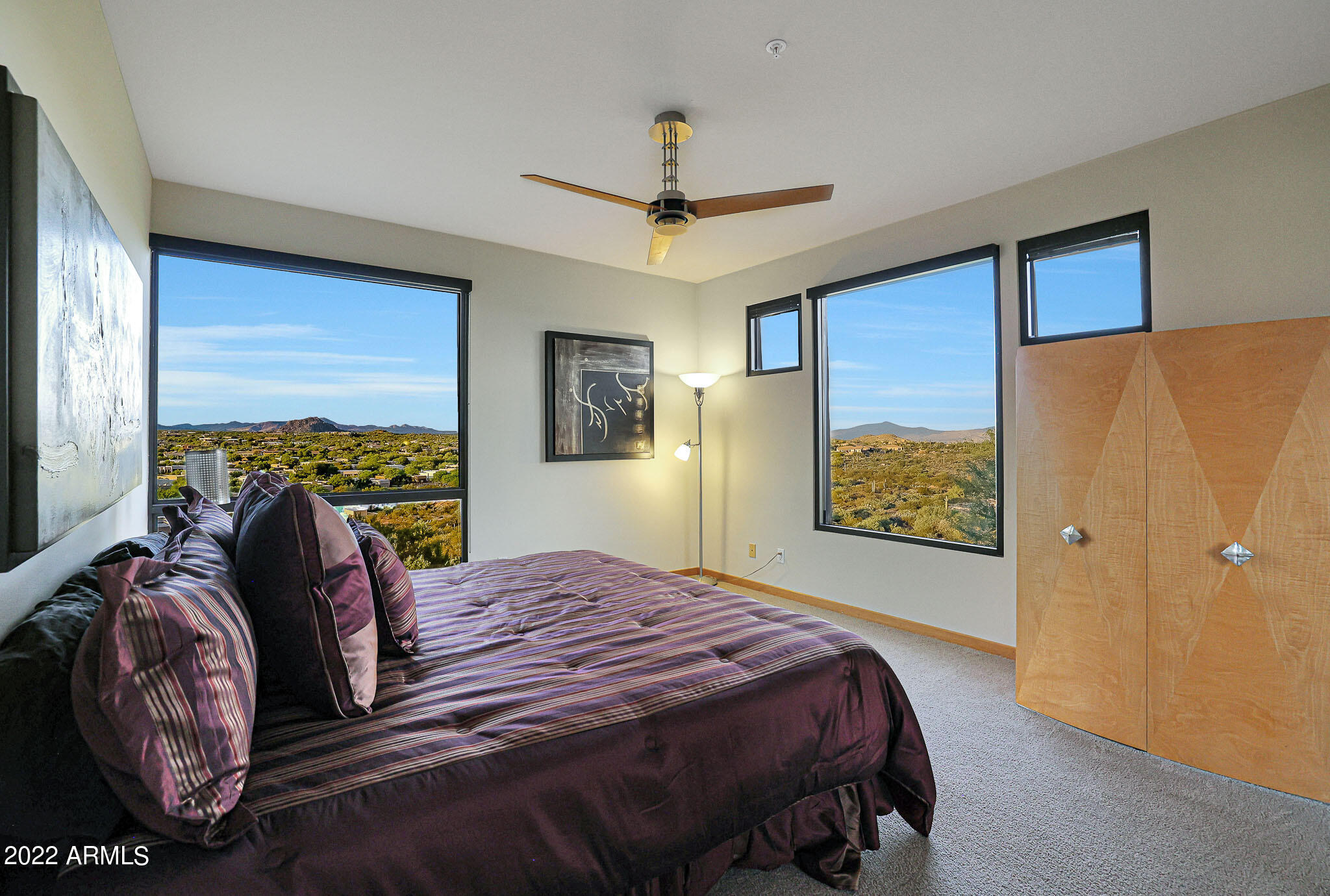 GOLDIE BROWN PINNACLE PEAK RANCH - Residential