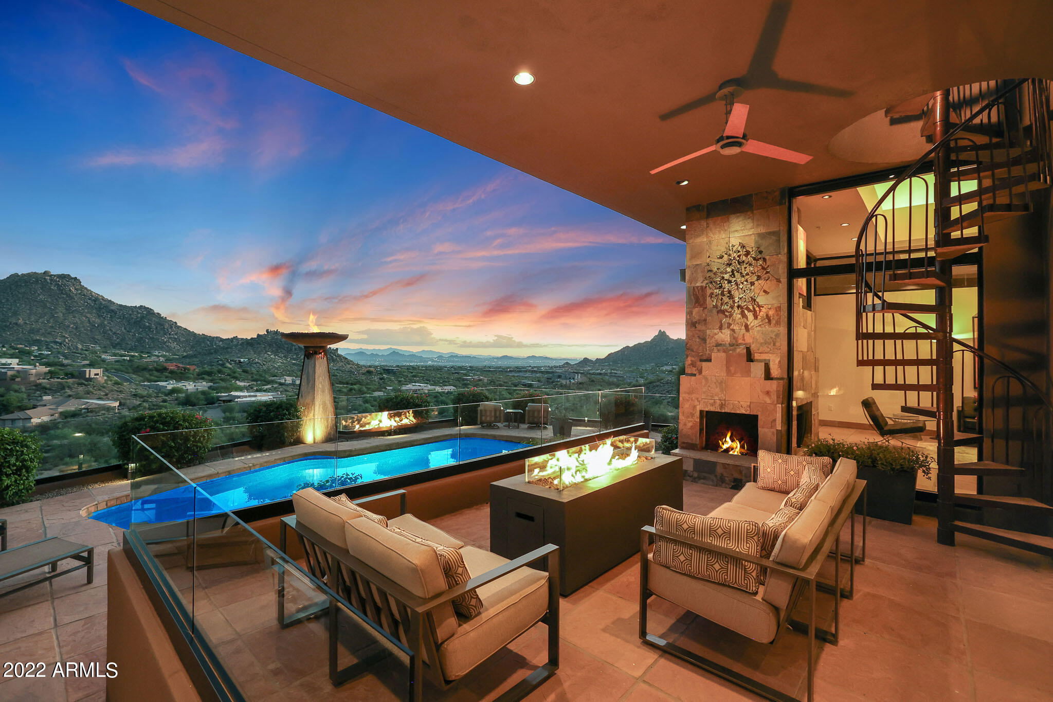 GOLDIE BROWN PINNACLE PEAK RANCH - Residential