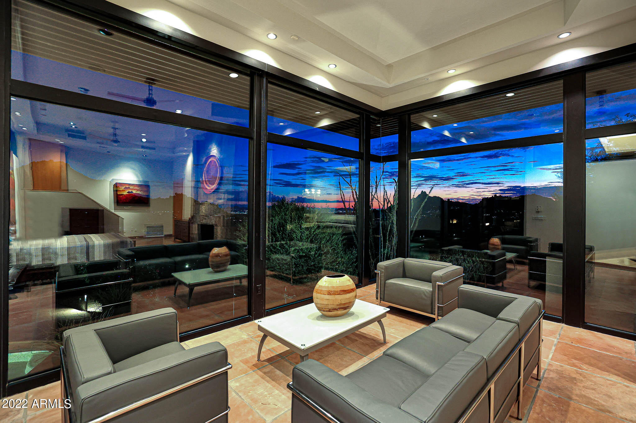GOLDIE BROWN PINNACLE PEAK RANCH - Residential
