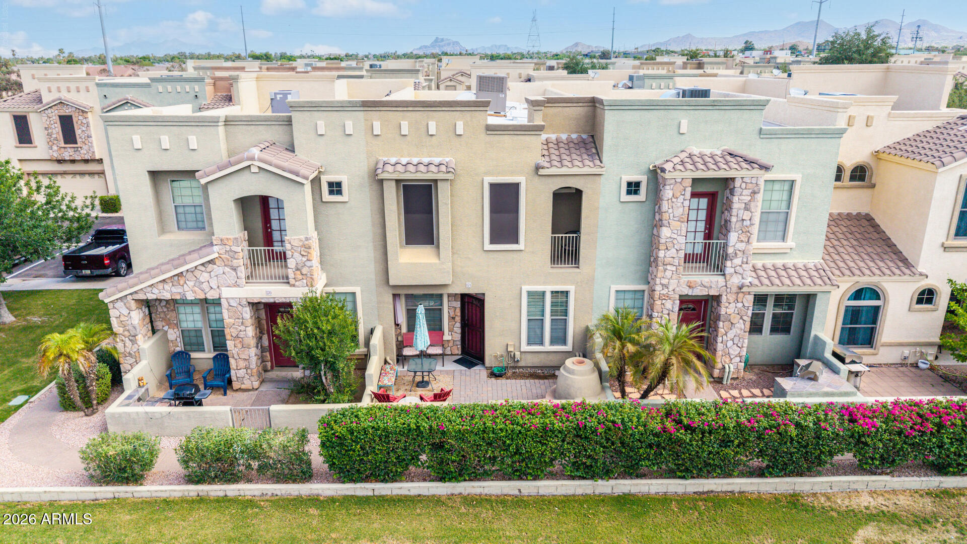 Strada Town Homes - Residential