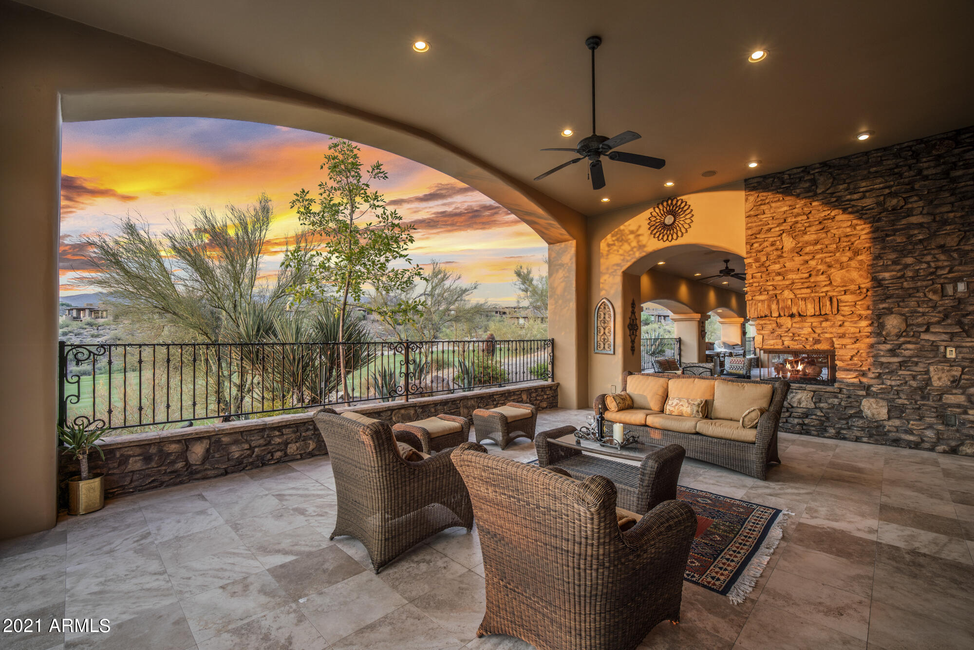 DESERT MOUNTAIN - Residential