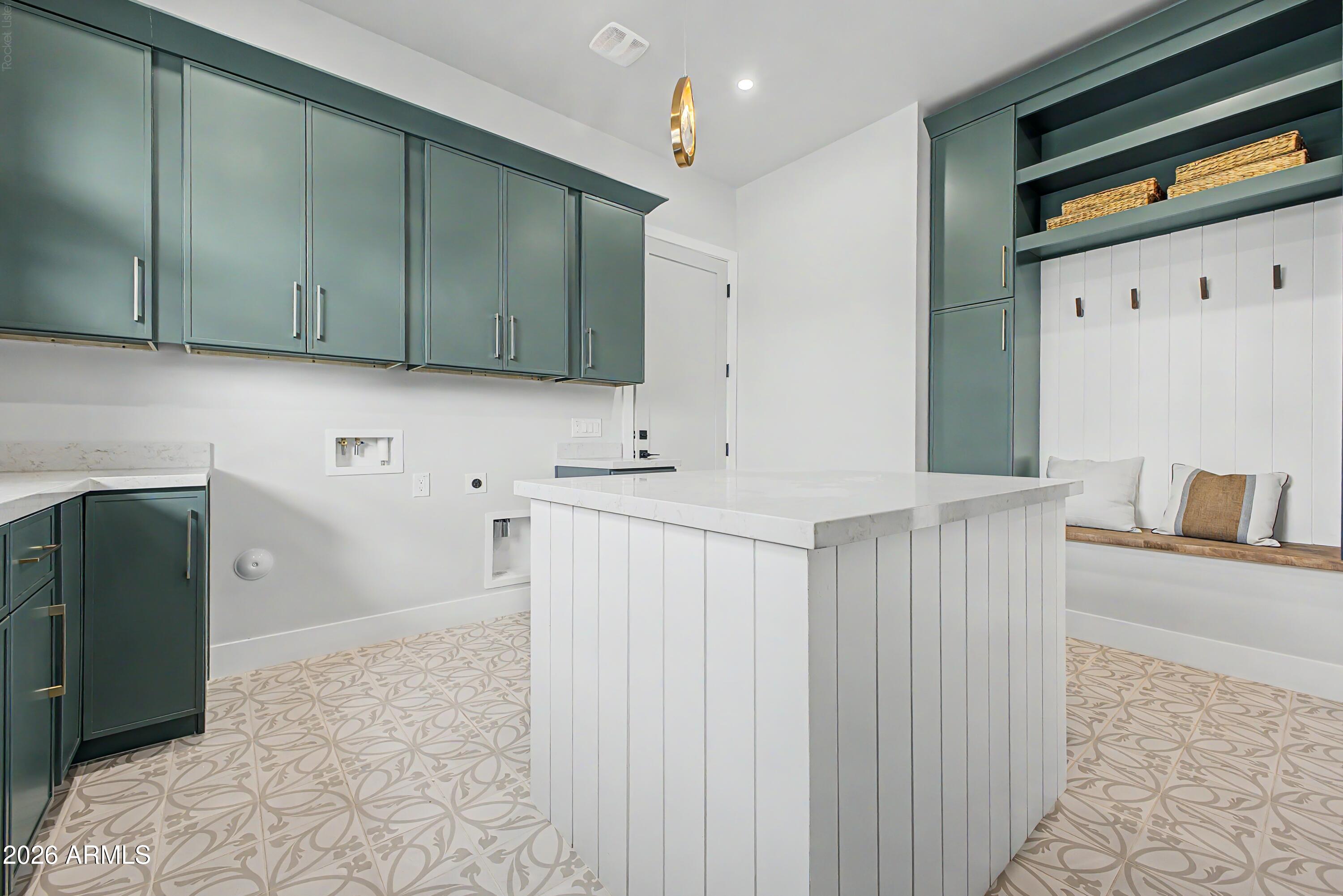 SHERWOOD VISTA - Residential