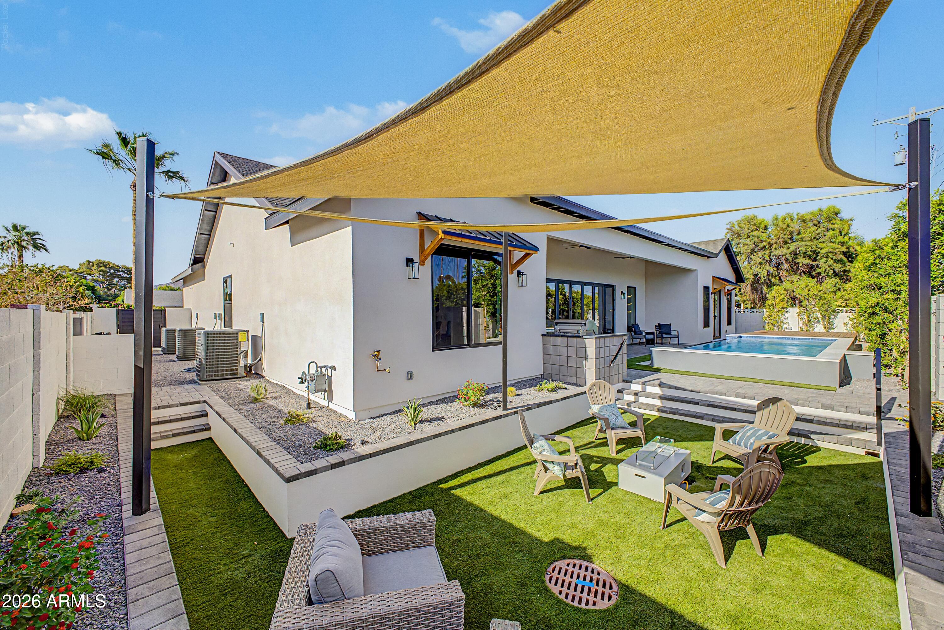 SHERWOOD VISTA - Residential