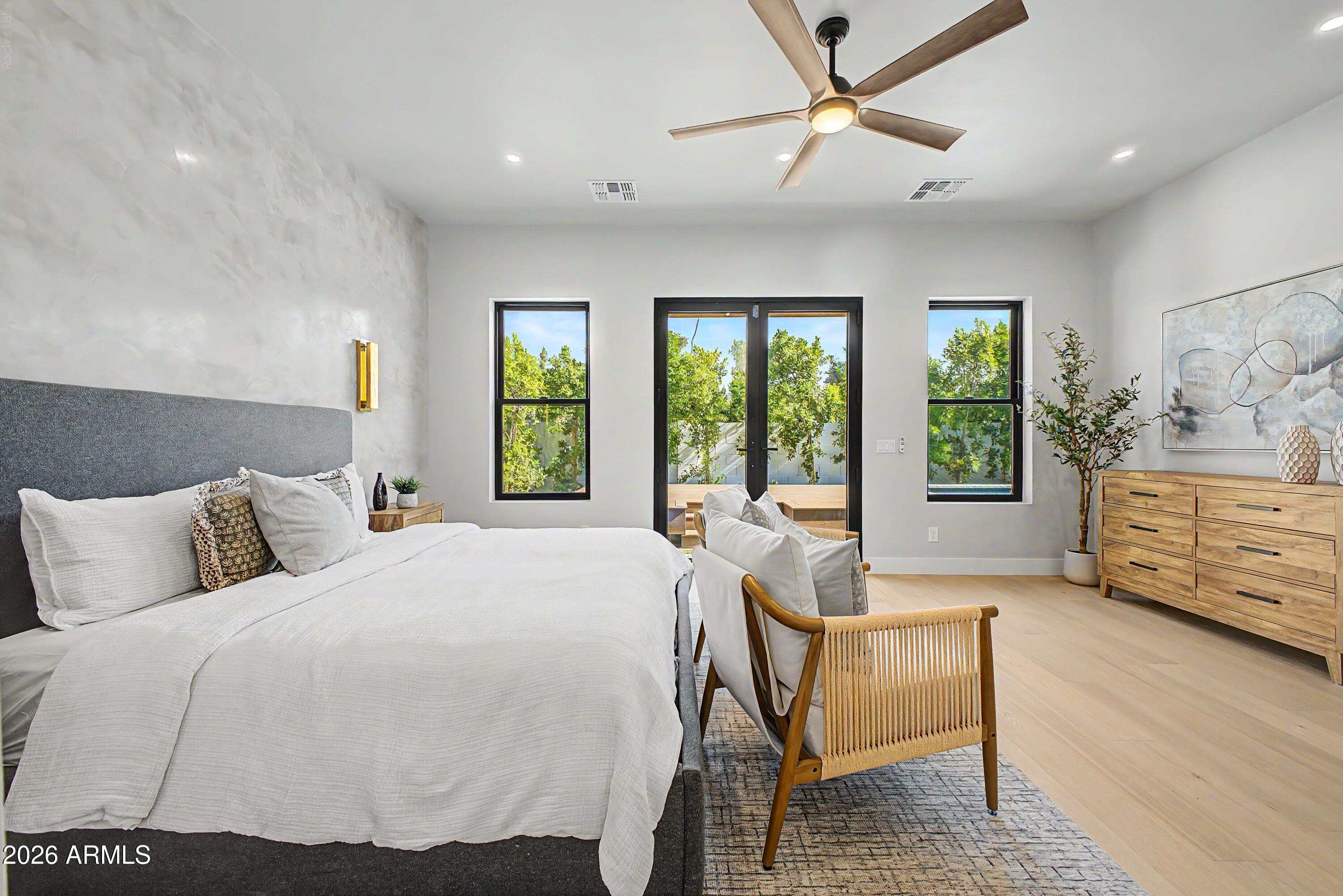 SHERWOOD VISTA - Residential